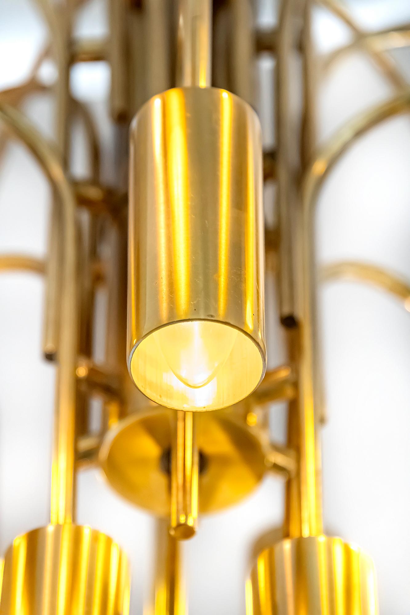 Midcentury Italian Brass Chandelier, circa 1960 In Good Condition In Vilnius, LT