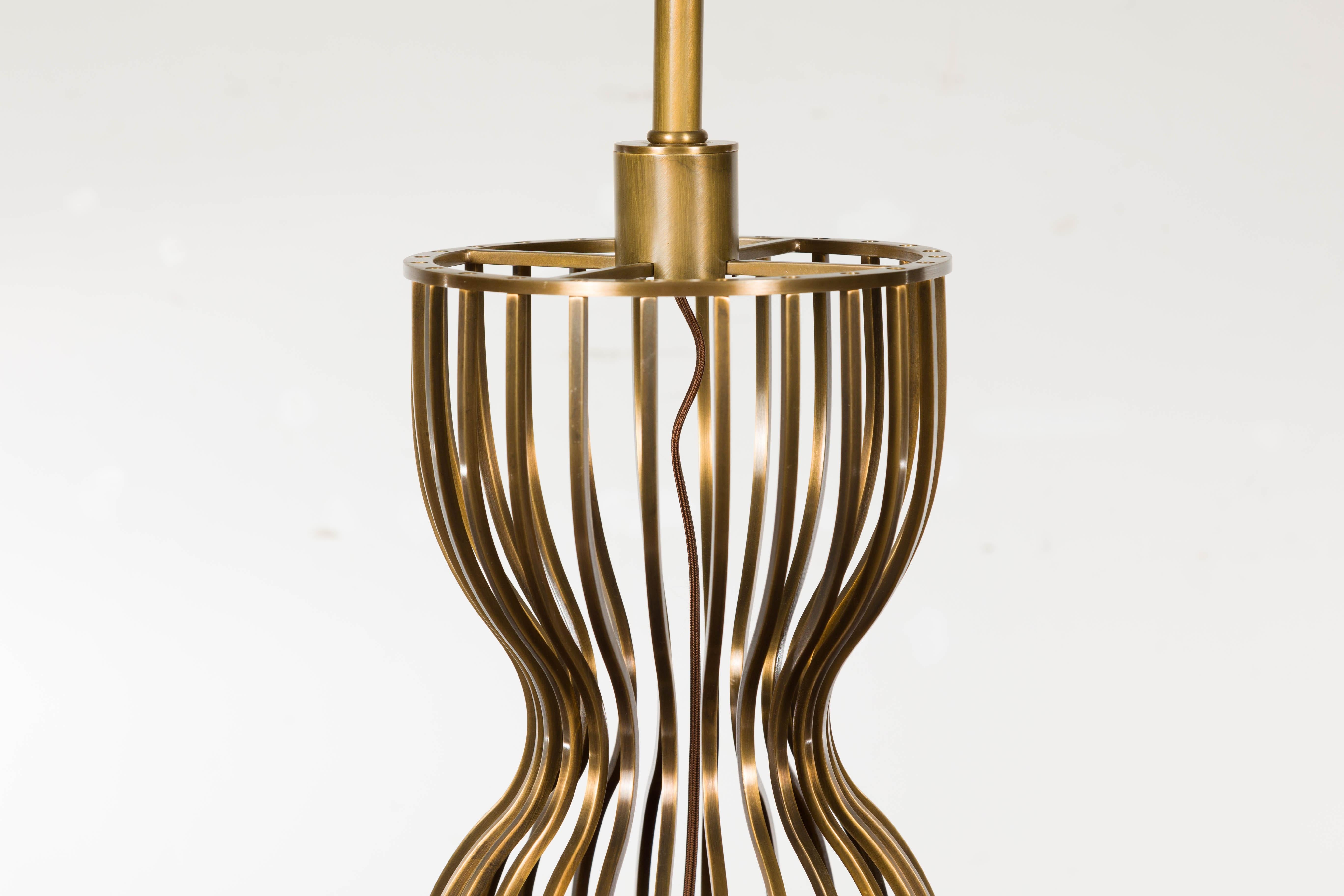Midcentury Italian Brass Hourglass Shaped Single Light Lamp, US Wired For Sale 2