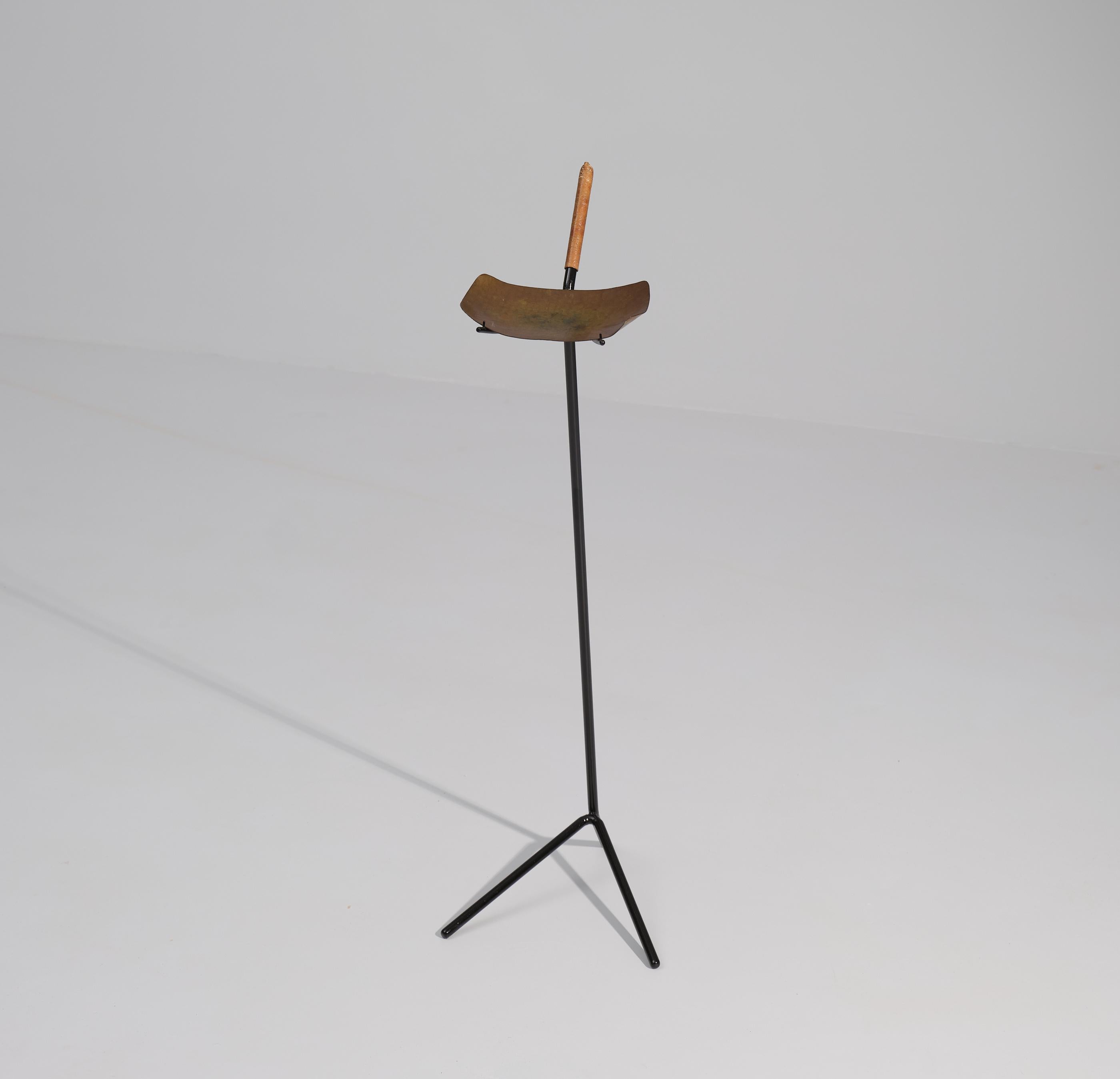 Mid-Century Modern Midcentury Italian Brass, Iron and Leather Ashtray Stand or Poked Emptier  , 195