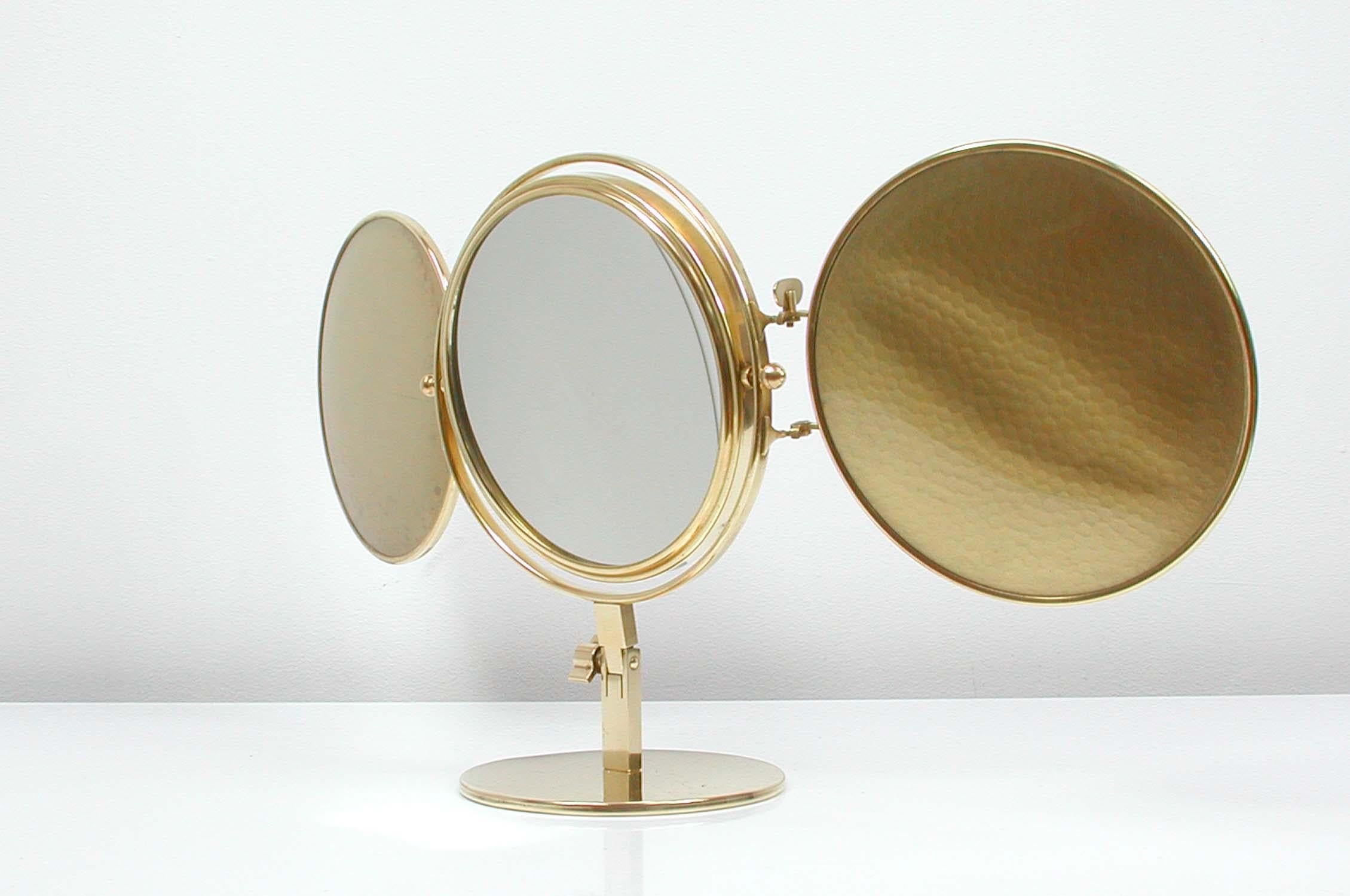 Midcentury Italian Brass Triple Folding Vanity Table Mirror, 1950s 2
