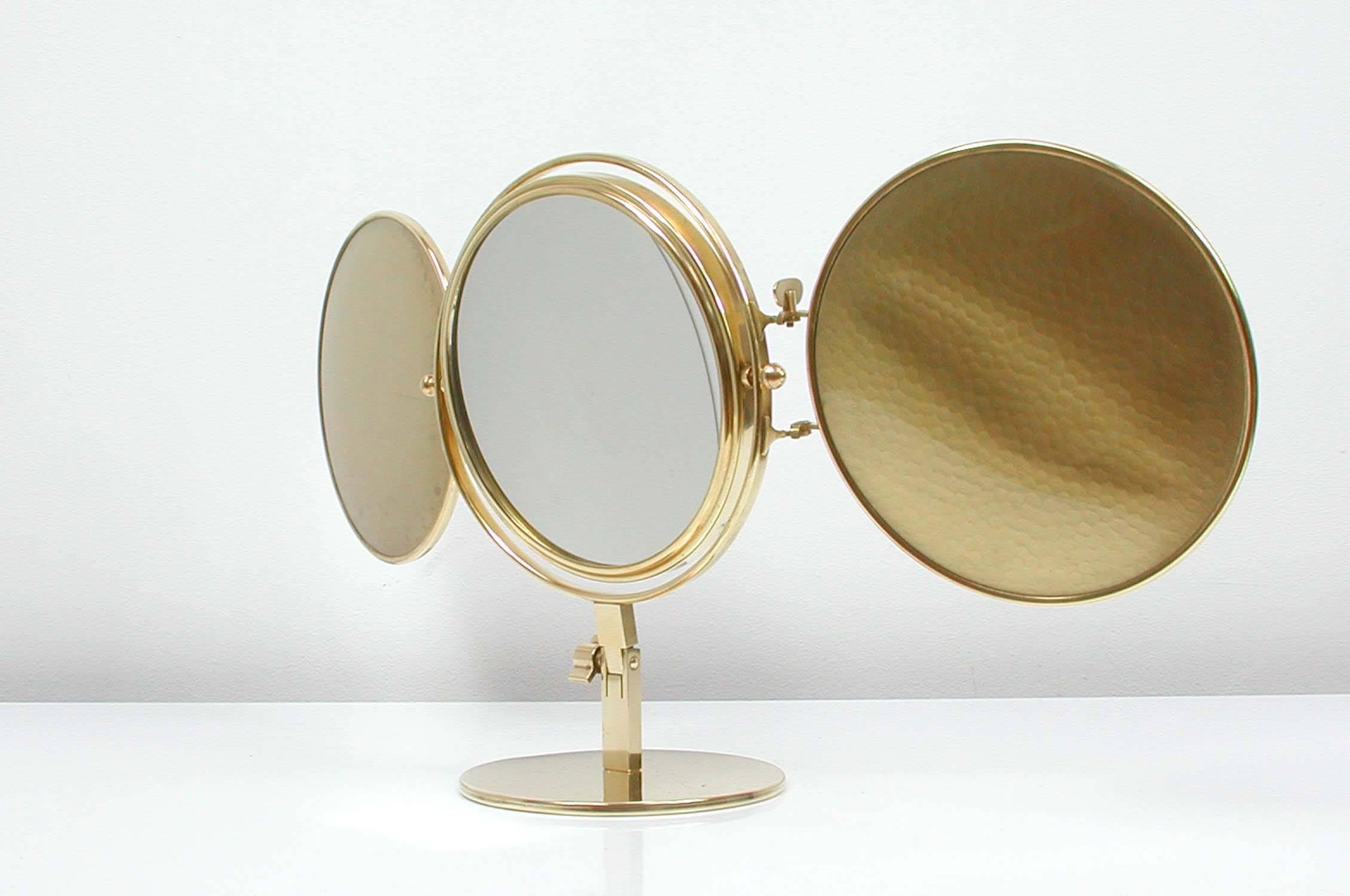 Midcentury Italian Brass Triple Folding Vanity Table Mirror, 1950s 4