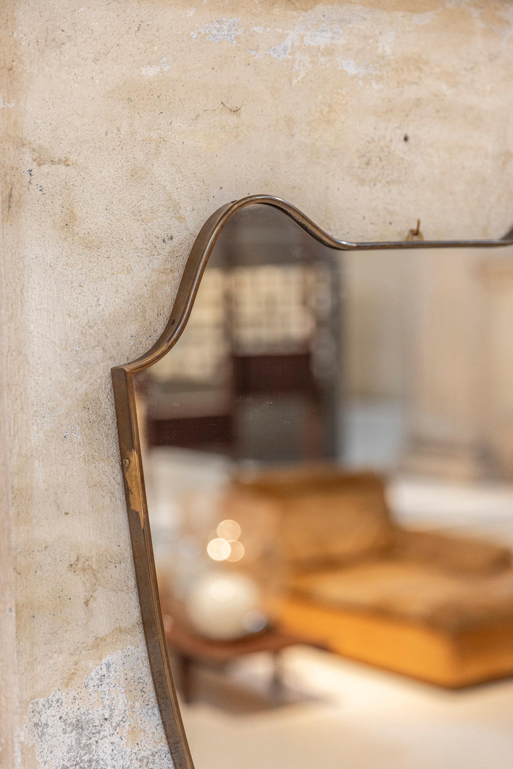 Mid-Century Modern Midcentury Italian brass wall mirror For Sale