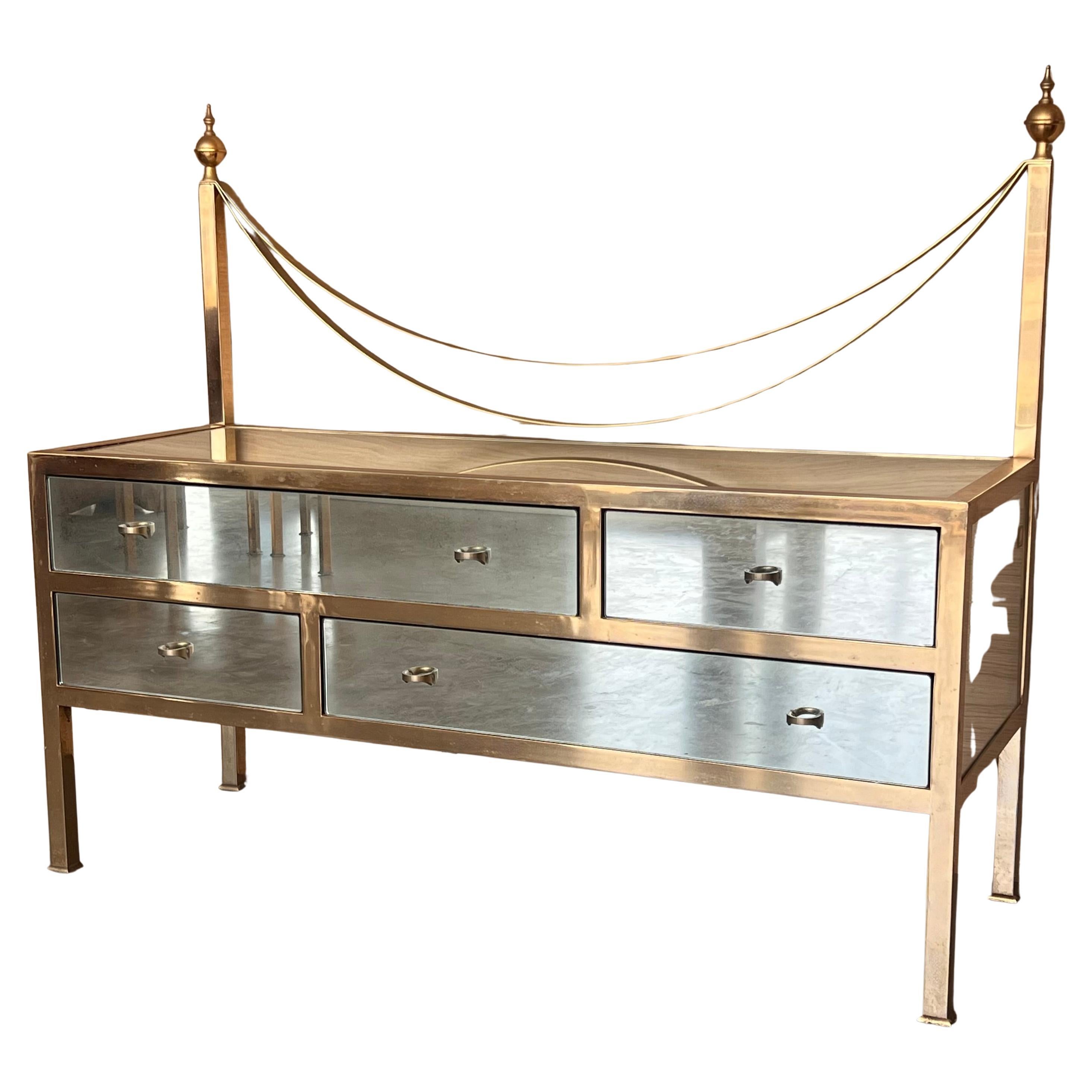 Commode italienne du milieu du siècle en bronze et verre