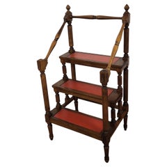 Retro Midcentury Italian Carved Walnut Wood and Leather 4-Step Library Ladder