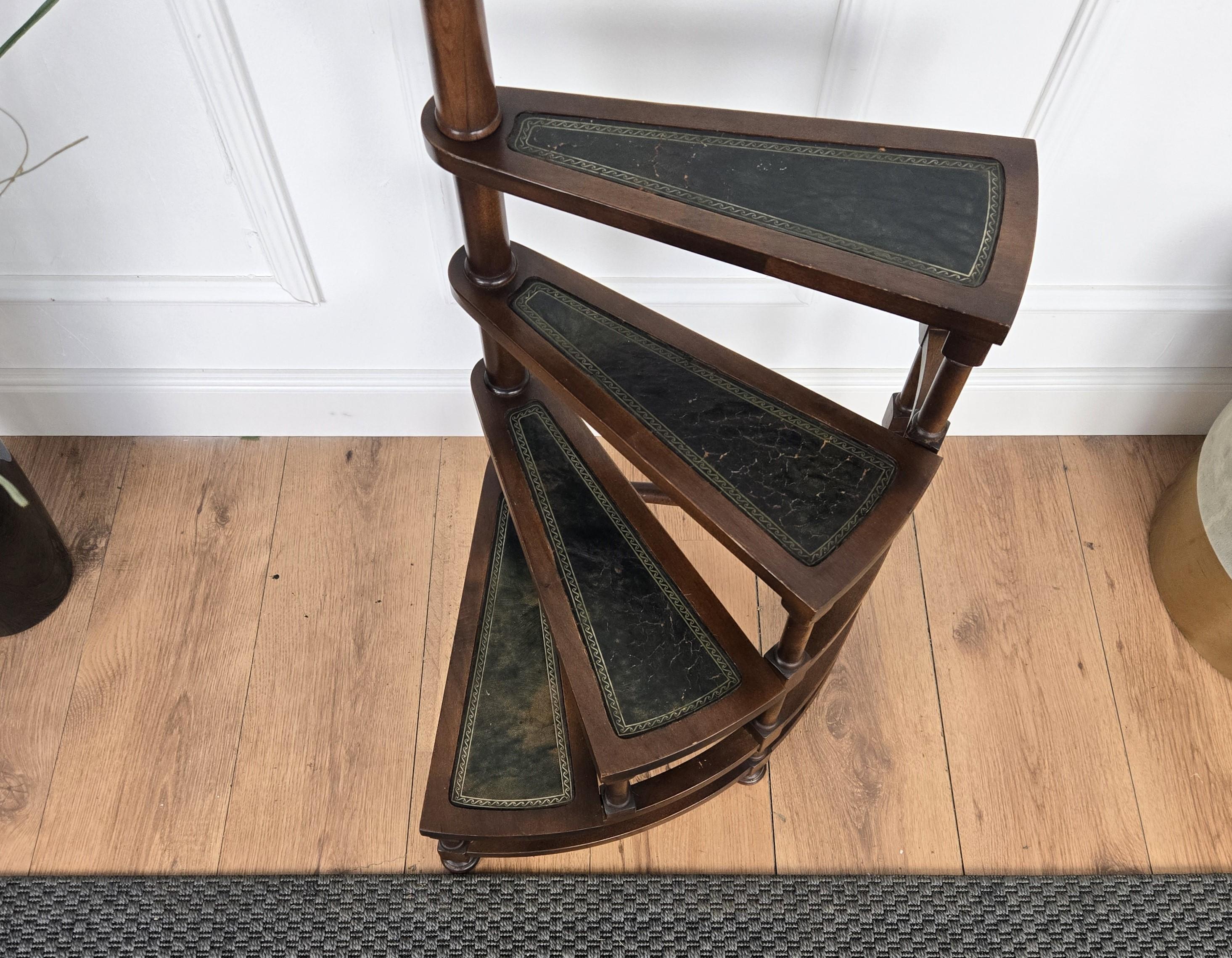 Mid-Century Modern Midcentury Italian Carved Walnut Wood and Leather Spiral 4-Step Library Ladder