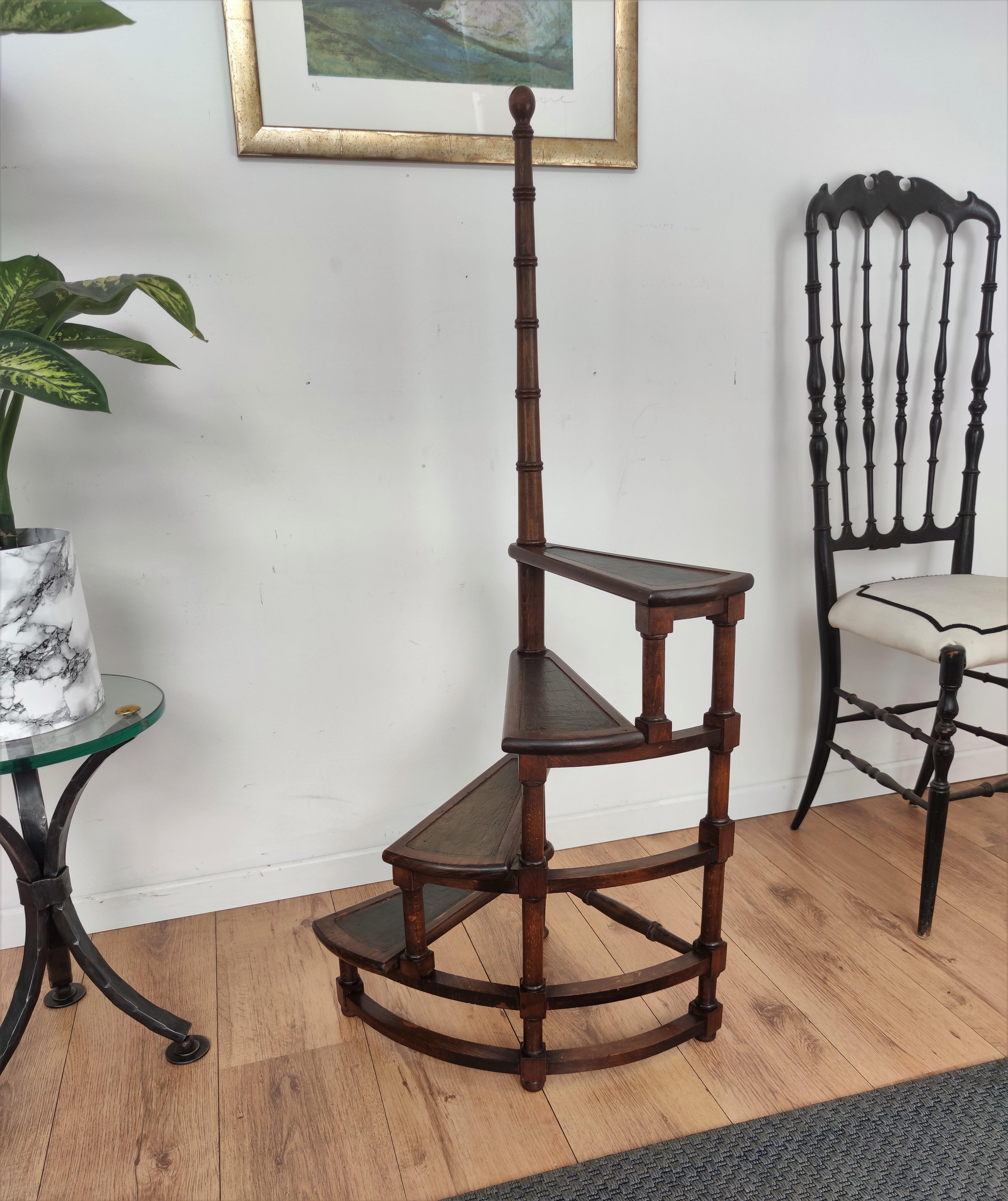 Hand-Carved Midcentury Italian Carved Walnut Wood and Leather Spiral 4-Step Library Ladder