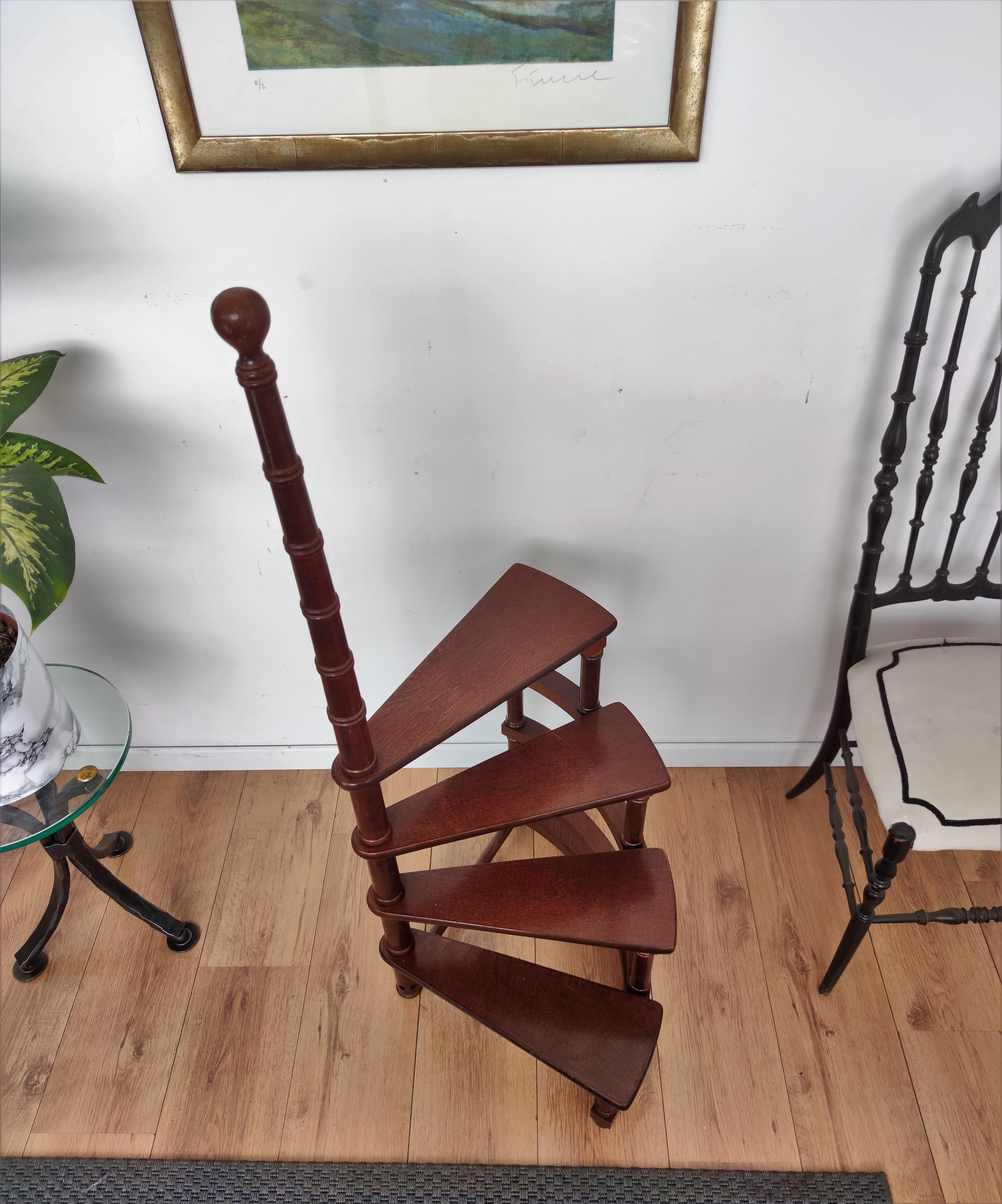 Midcentury Italian Carved Walnut Wood Spiral 4-Step Library Ladder 1