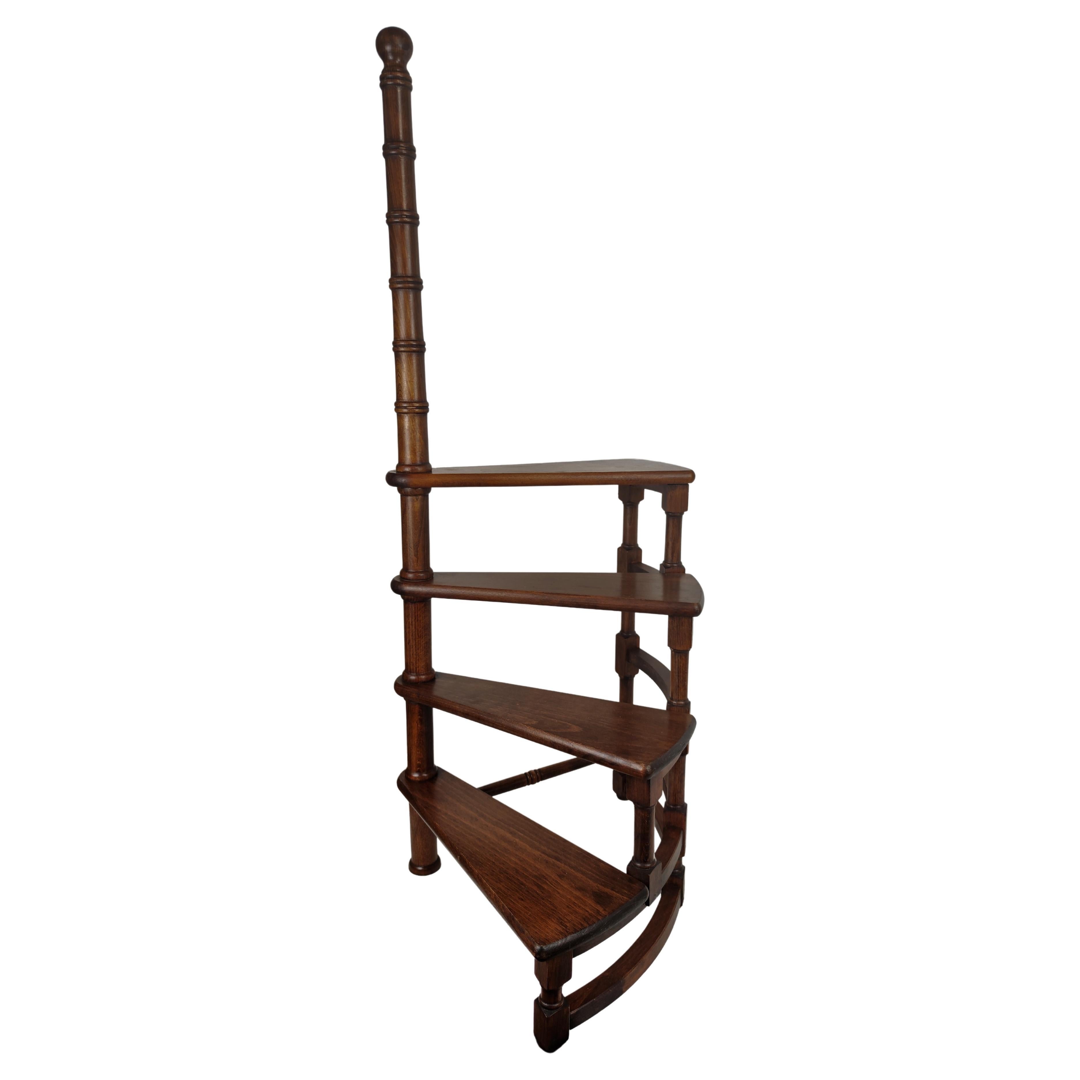 Midcentury Italian Carved Walnut Wood Spiral 4-Step Library Ladder