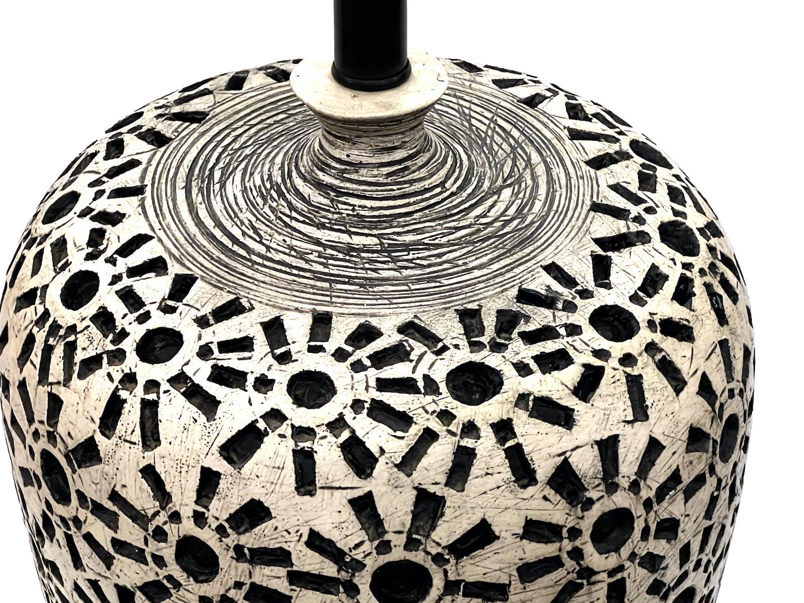 Mid-20th Century Midcentury Italian Ceramic Lamp For Sale