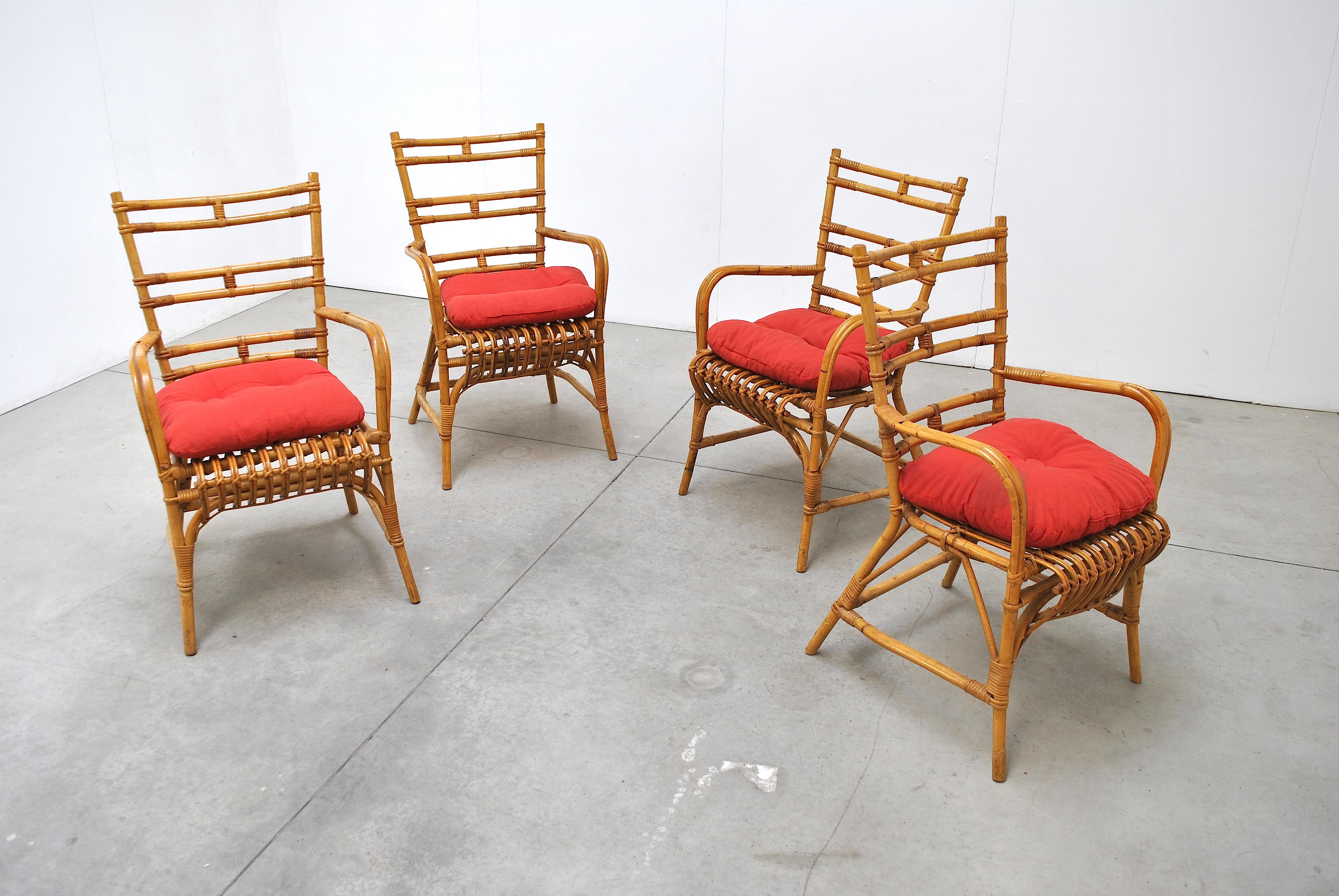 Set of chairs in Bambù an Italian production from the 1960s.

These fabric on these chairs are customized.

 