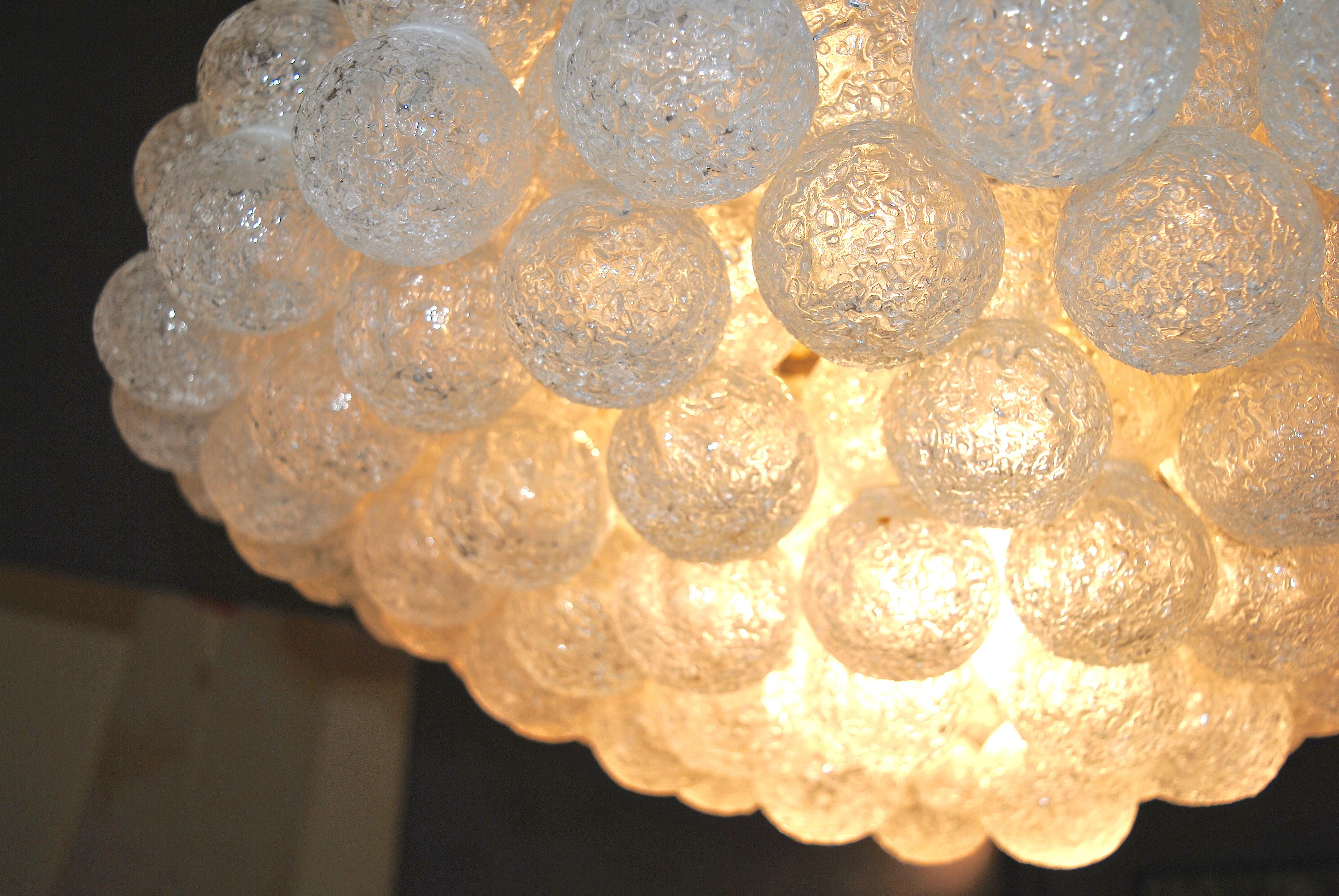 Midcentury Italian Chandelier After Zeroquattro in Brass and Murano Glass Bubble 14
