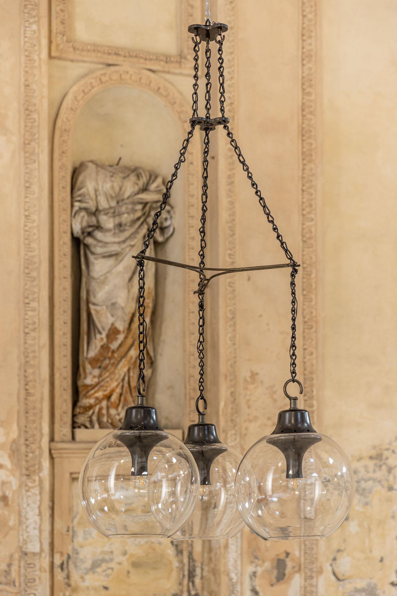 Midcentury italian chandelier model LS10 by Luigi Caccia Dominioni for Azucena For Sale 8