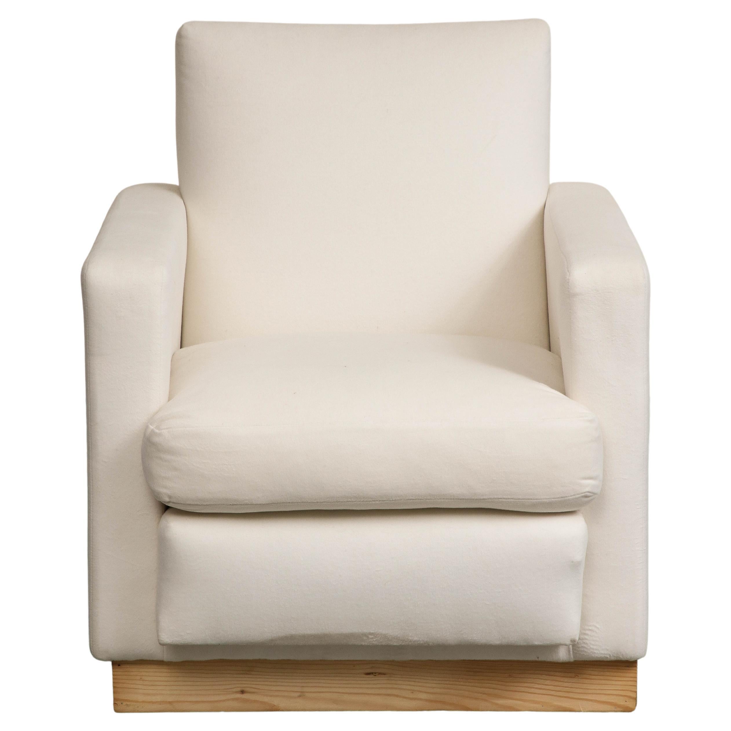 Midcentury Italian Club Chair by Giuseppe Pagano Pogatschnig, 1940s. Newly upholstered in Bart Halpern Brisbane Winter White wool/angora blend; exposed wood base. 

34