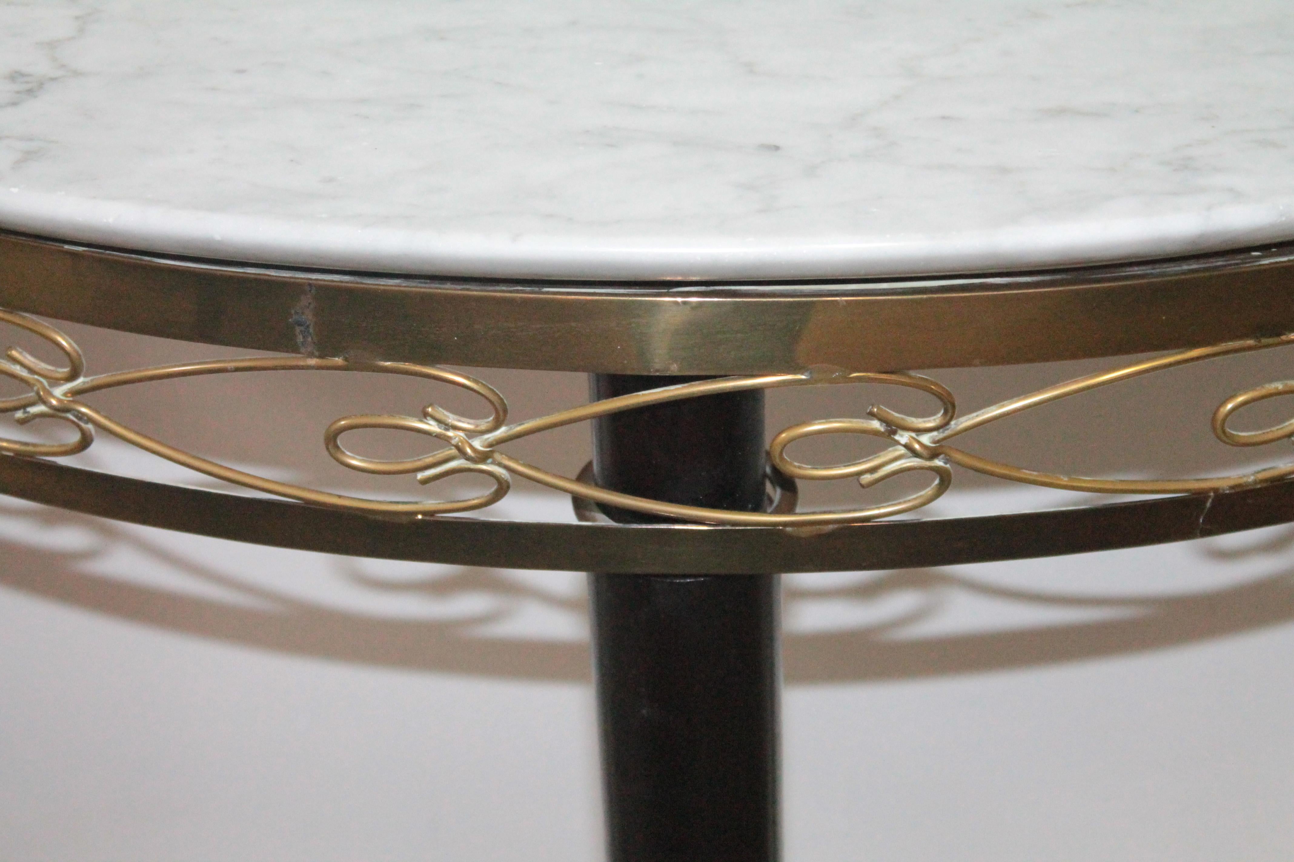 Midcentury Italian Console Table Brass and Carrara Marble Paolo Buffa Style In Good Condition For Sale In Palermo, Palermo