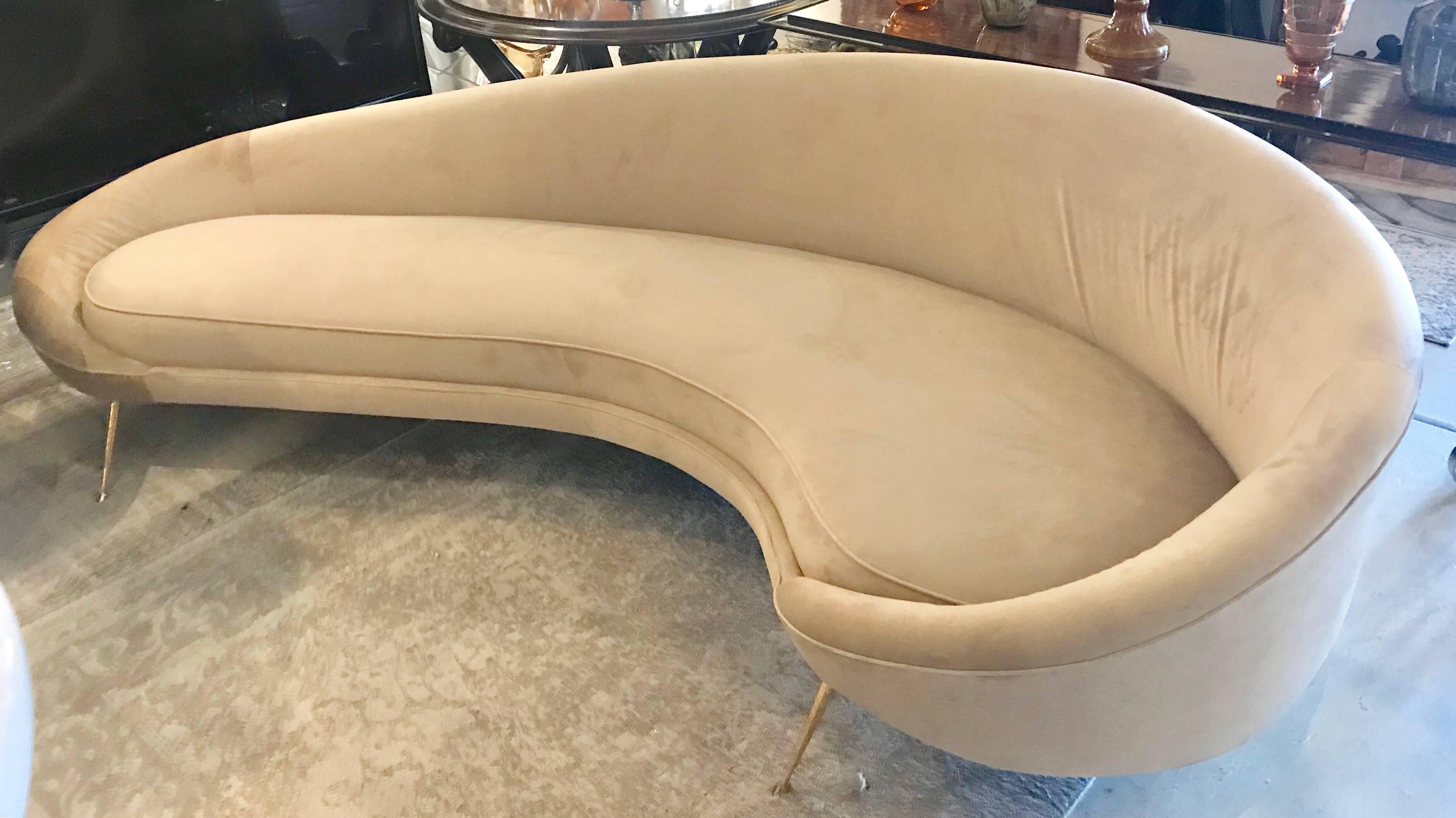 Mid-Century Modern Midcentury Italian Curved Sofa by Federico Munari