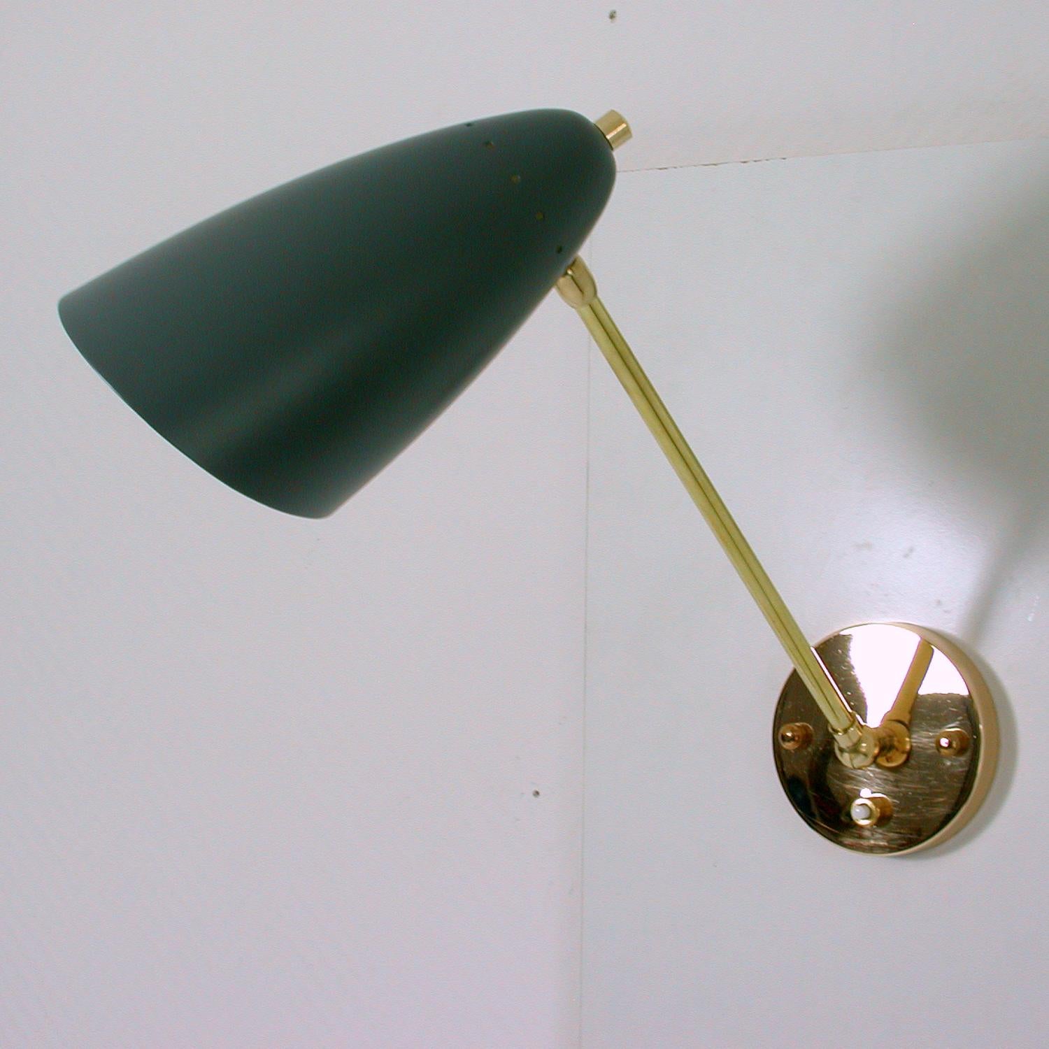 Midcentury Italian Dark Grey and Brass Reading Light Sconce, 1950s 1