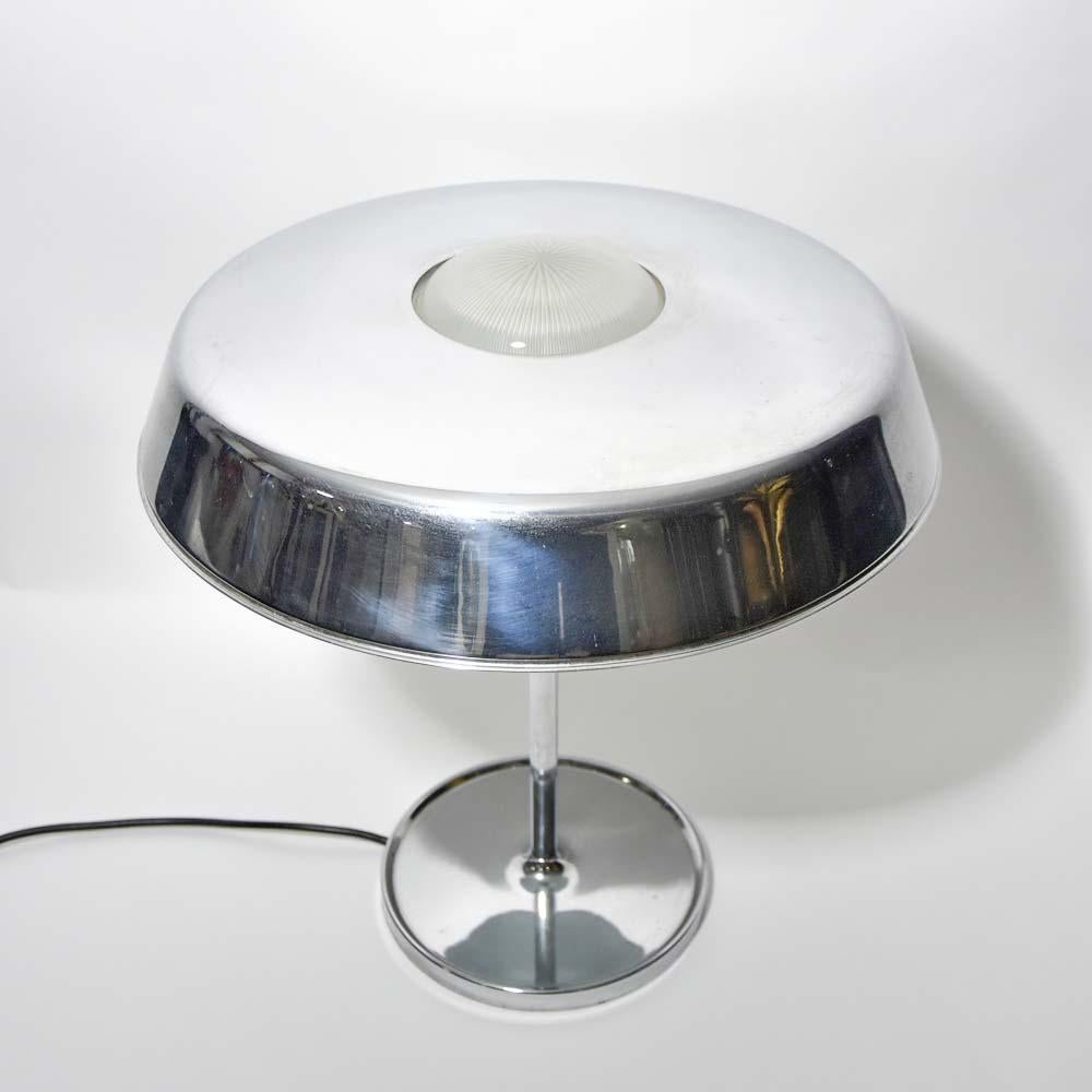 Mid-Century Modern Midcentury Italian Design Desk Table Lamp by BBPR Studio Chrome and Clear Glass For Sale