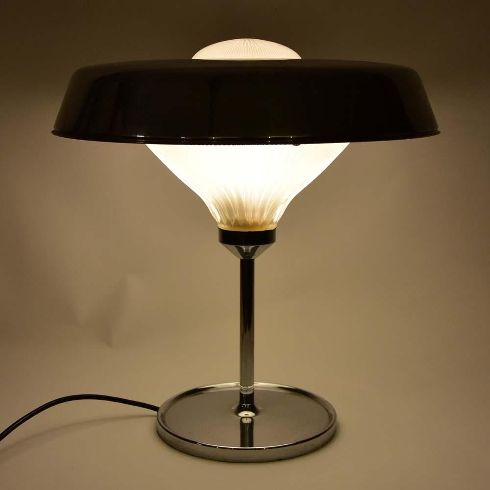 Mid-20th Century Midcentury Italian Design Desk Table Lamp by BBPR Studio Chrome and Clear Glass For Sale