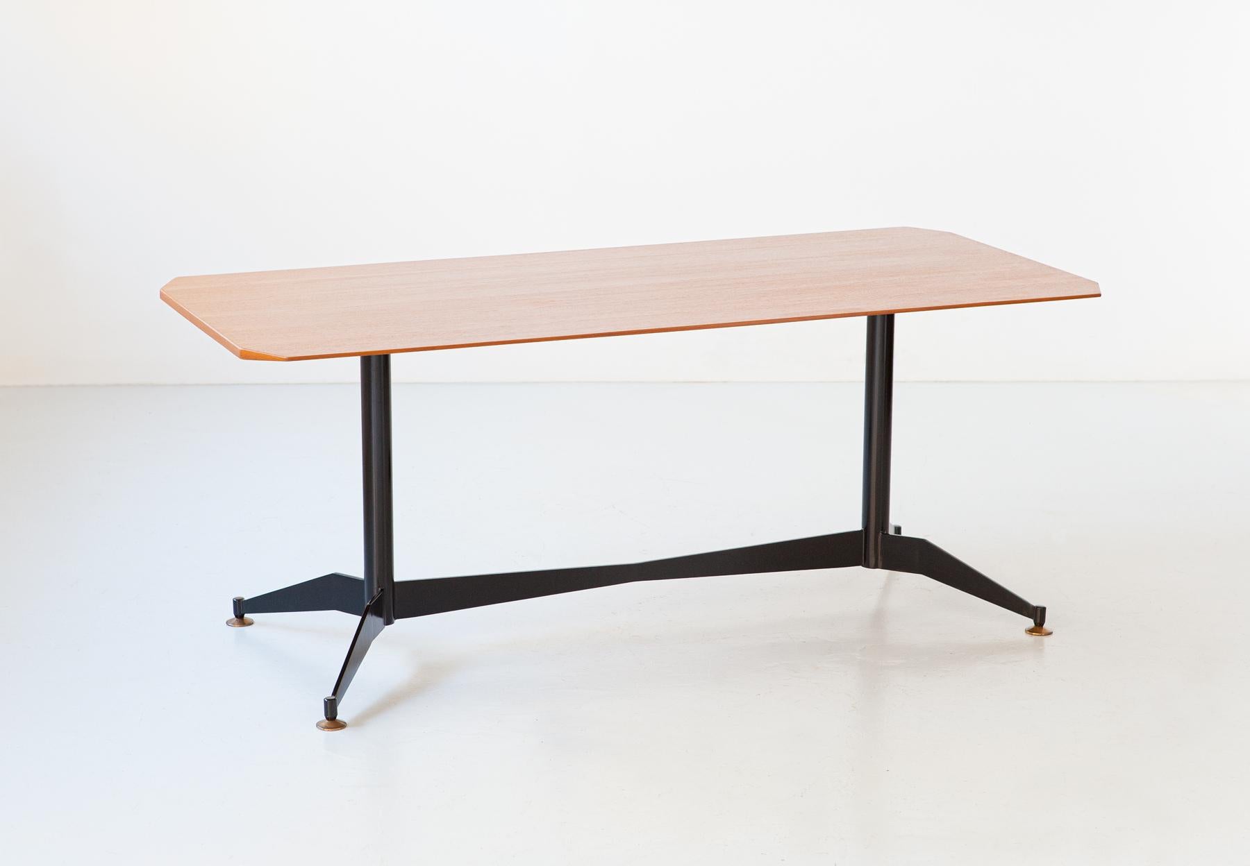 Mid-20th Century Midcentury Italian Design Dining Table in Teak Wood, Black Iron and Brass Feet  For Sale