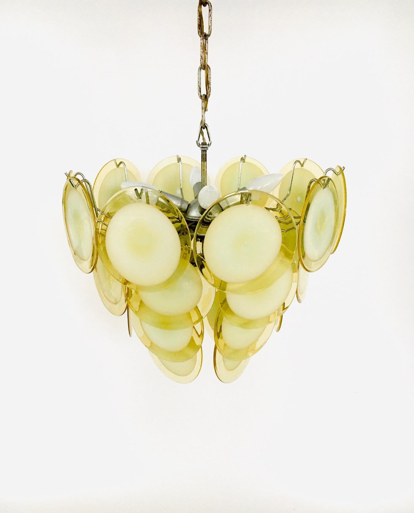Midcentury Italian Design Murano Glass Disc Chandelier by Vistosi for Venini In Good Condition For Sale In Oud-Turnhout, VAN