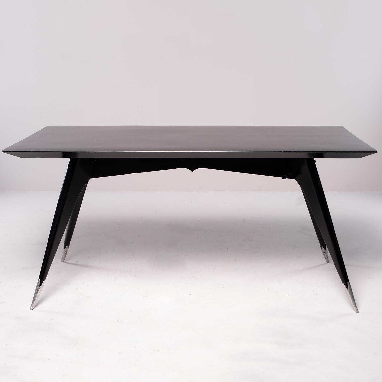 Midcentury Italian Ebonized Dining Table with Tapered Legs and Silver Leg Caps 2