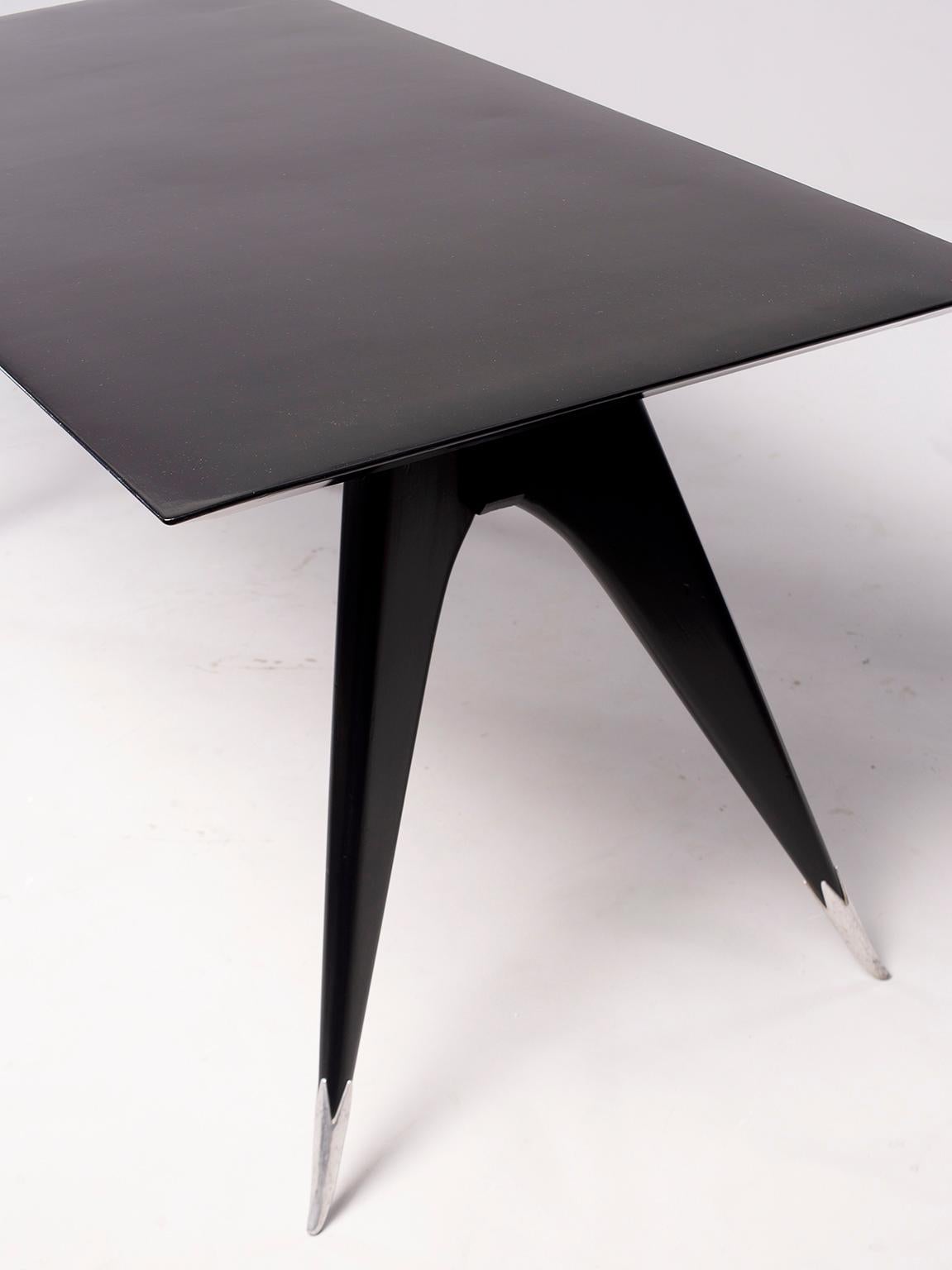 Midcentury Italian Ebonized Dining Table with Tapered Legs and Silver Leg Caps 3