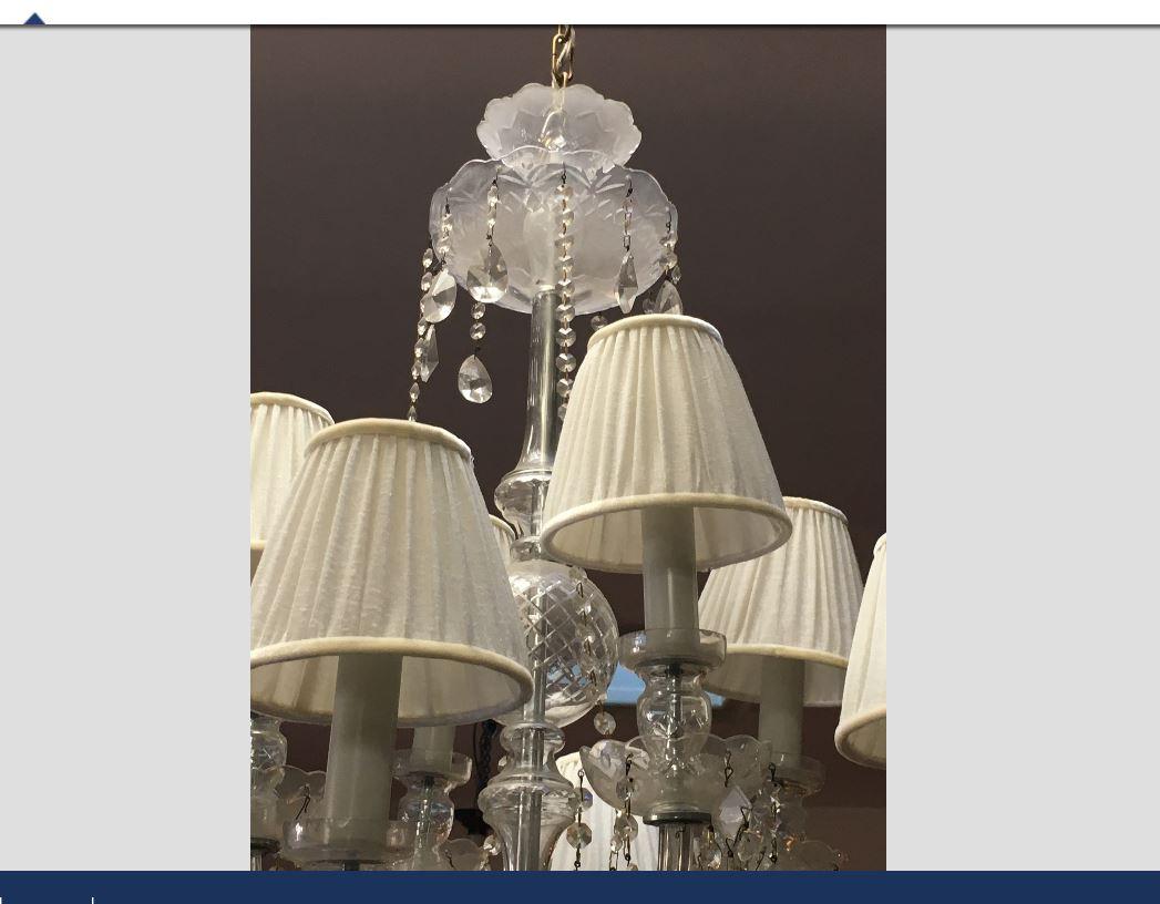 Midcentury Italian Eight Bulbs Crystal Chandelier from 1960s For Sale 14