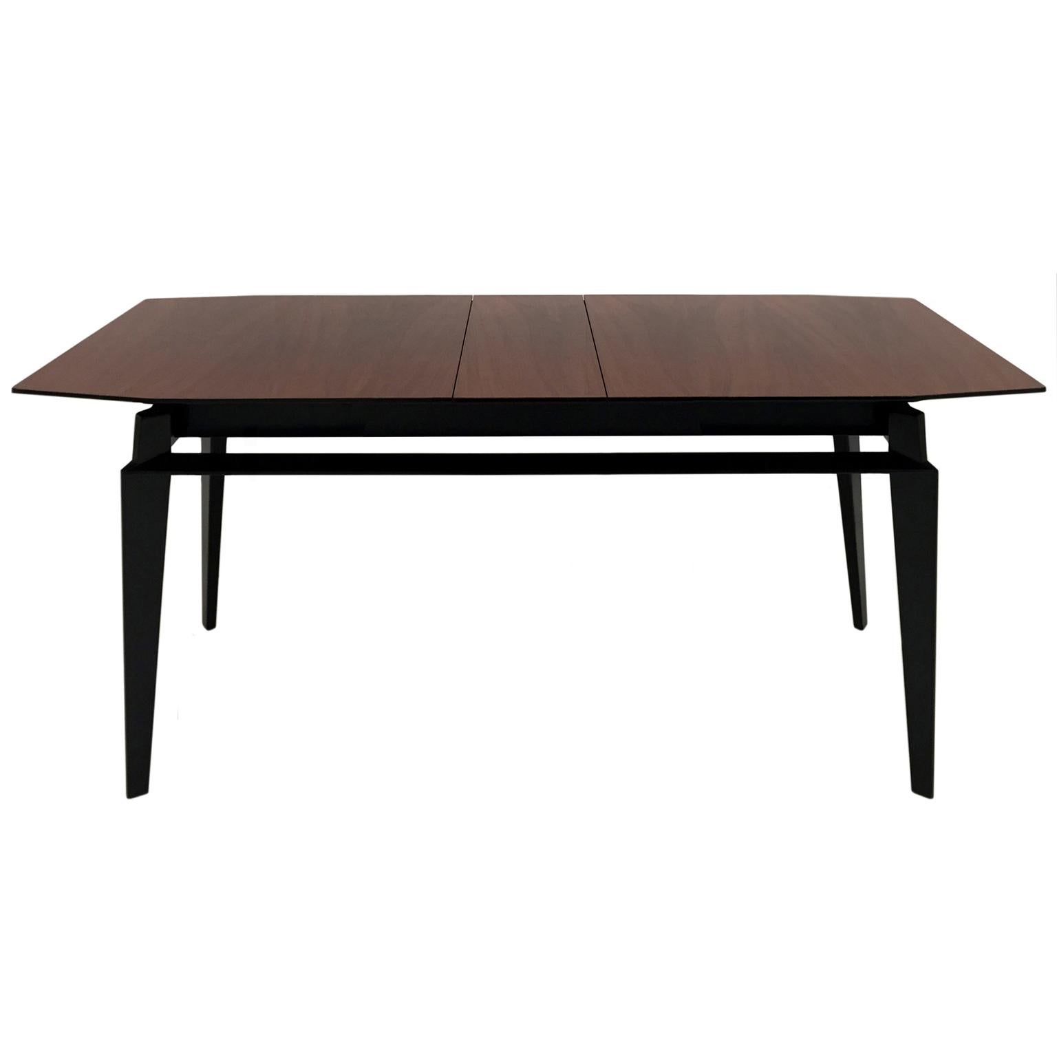 Midcentury Italian Extendable Rosewood Dining Table by Vittorio Dassi In Good Condition In New York, NY