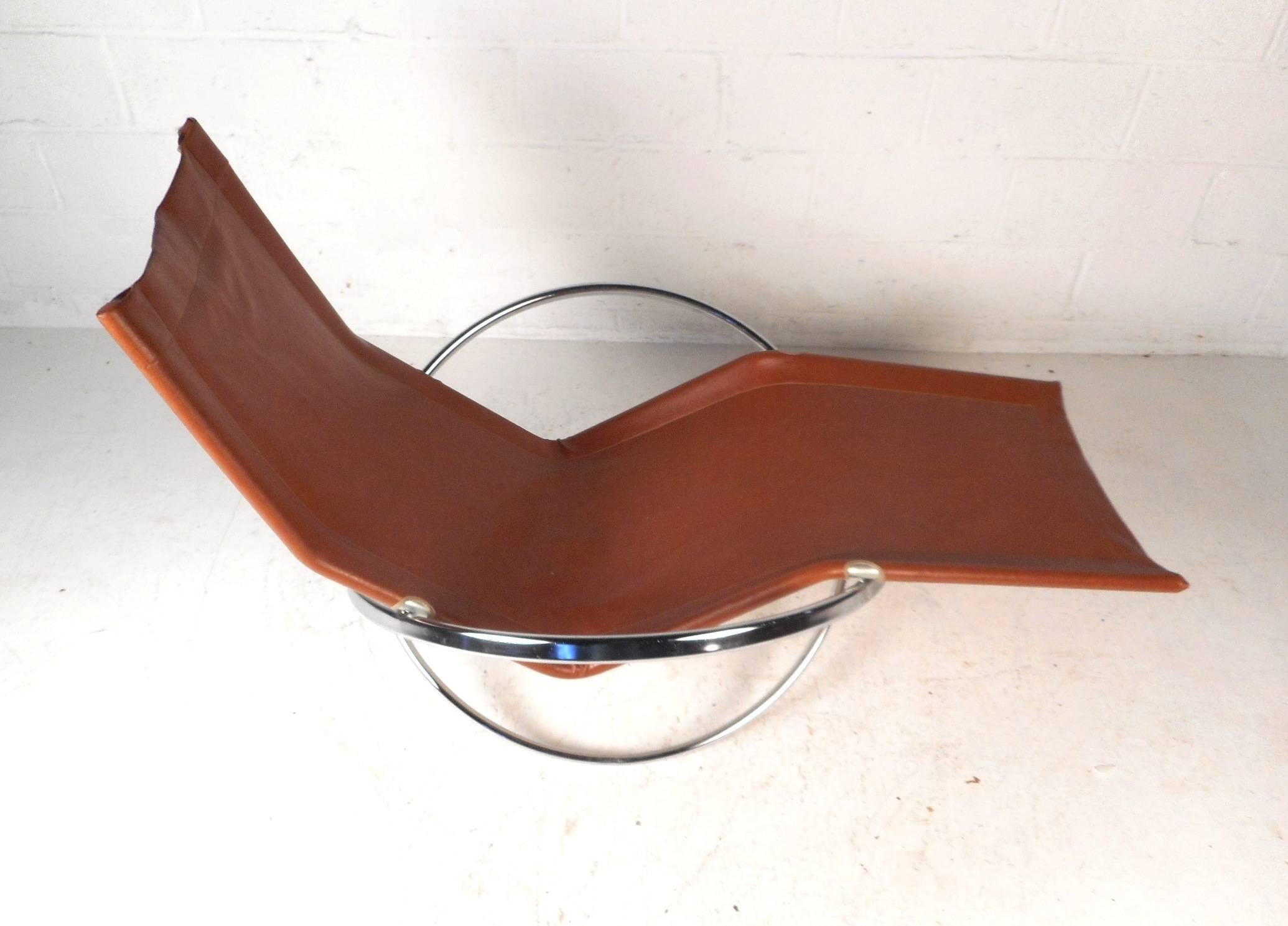 Late 20th Century Midcentury Italian Folding Chaise Lounge Rocker