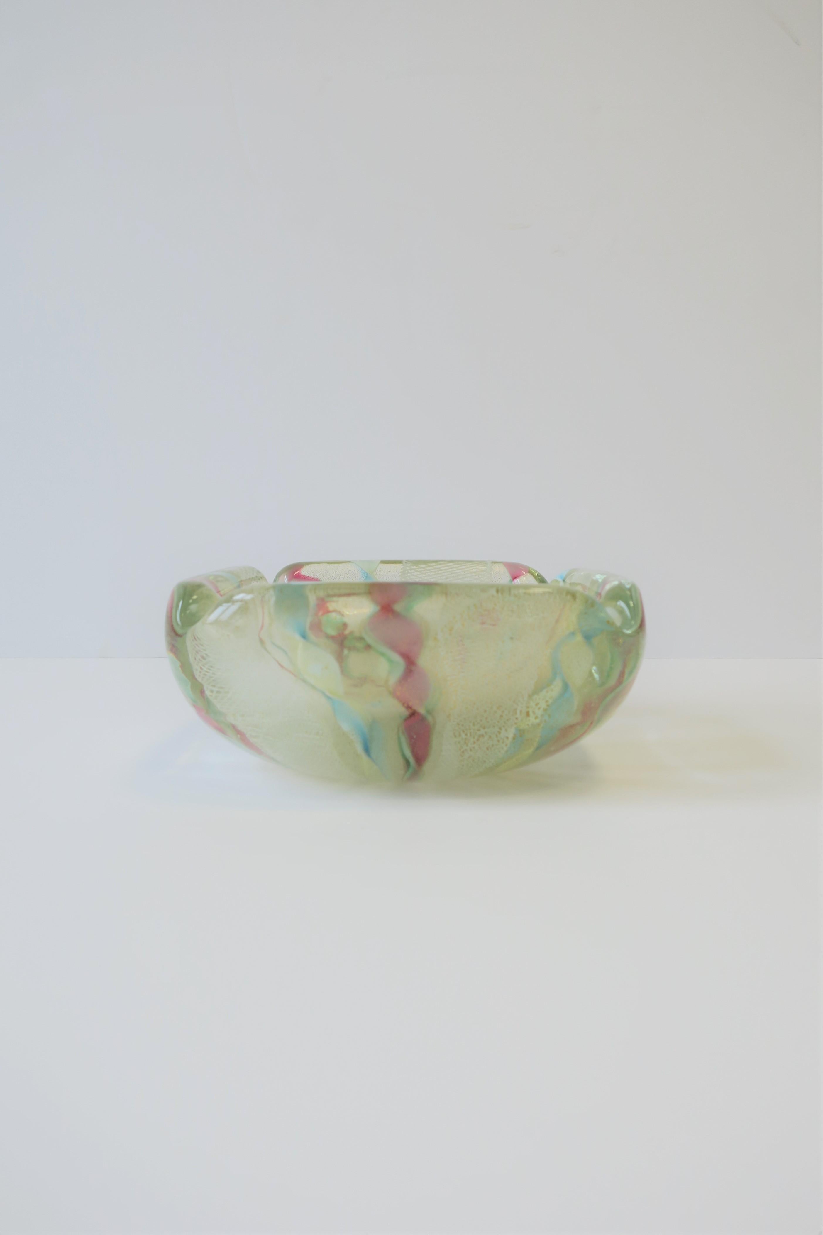 Italian Murano Pink Blue White & Gold Art Glass Bowl or Ashtray Fratelli Toso In Good Condition For Sale In New York, NY