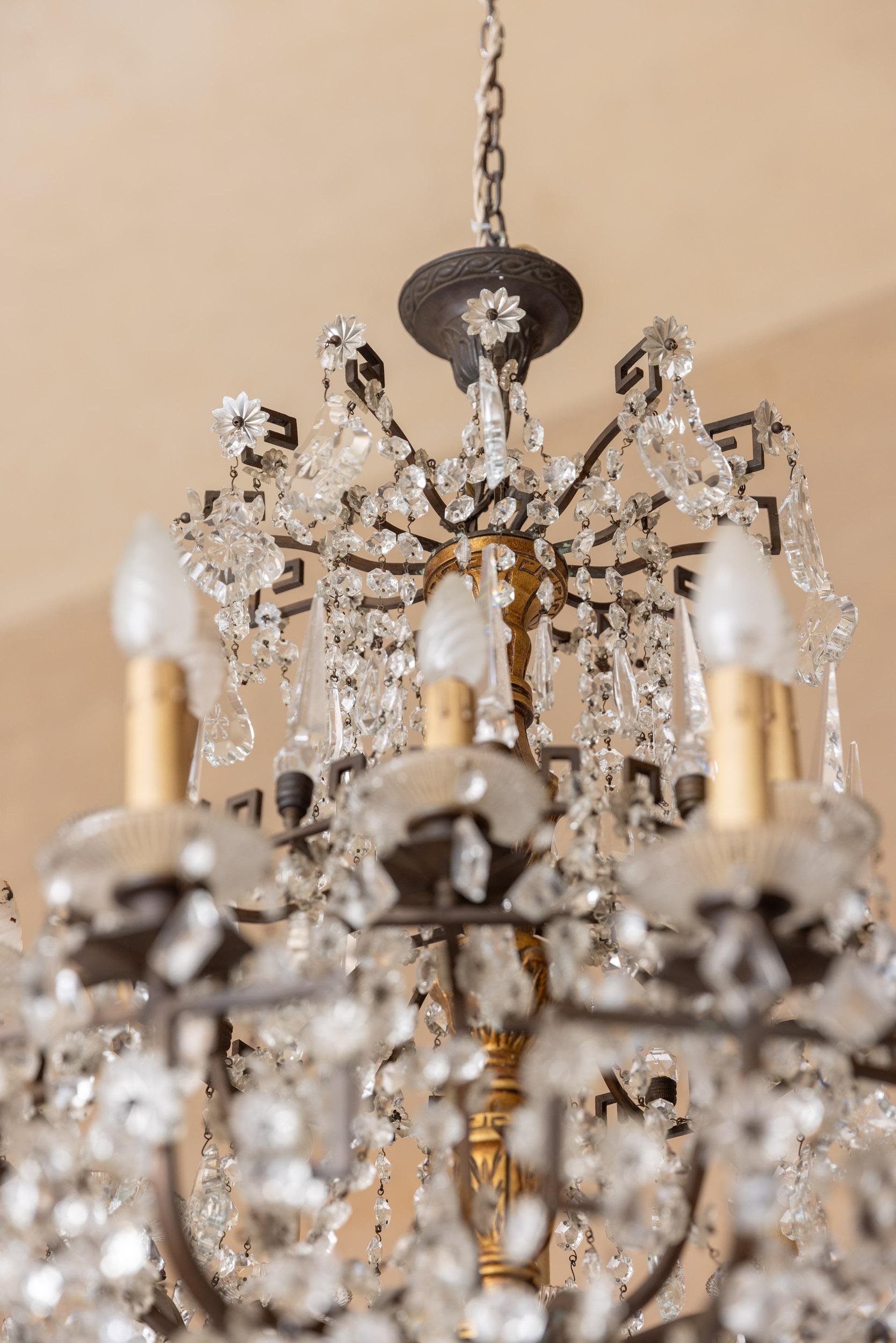 Italian Midcentury italian glass drops chandelier For Sale