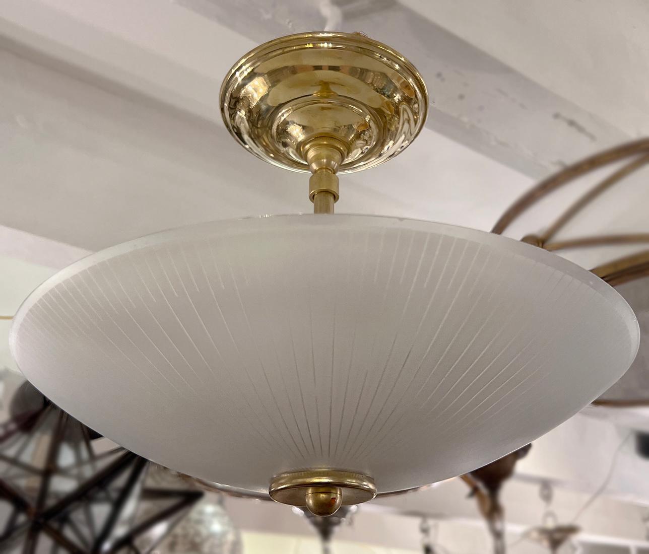 Metà XX secolo Apparecchio di illuminazione in vetro italiano del Medioevo in vendita