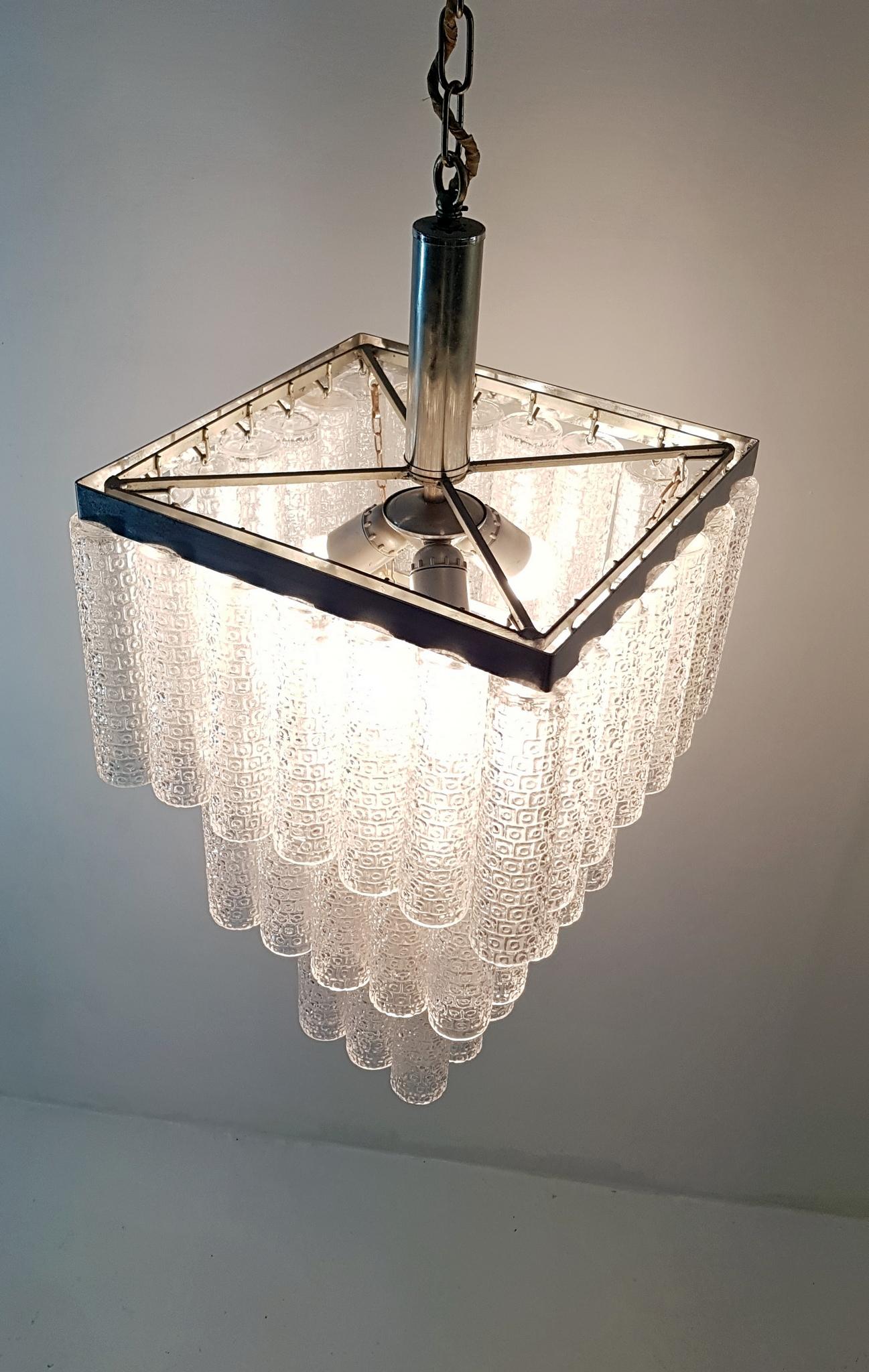 Midcentury Italian Glass Tube Chandelier In Good Condition For Sale In Albano Laziale, Rome/Lazio