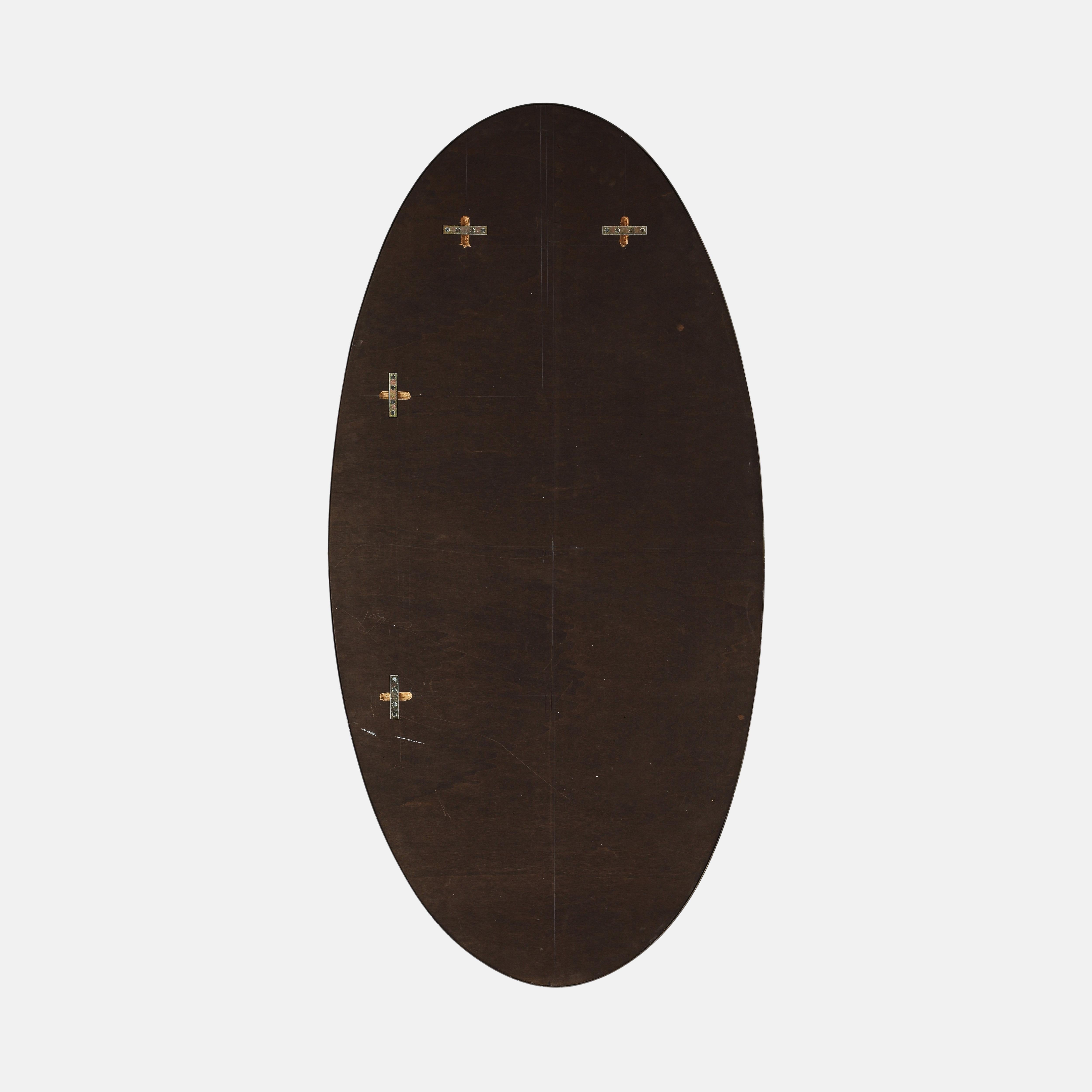 Espejo oval de latón de gran escala italiana de mediados de siglo, años 50 en venta 1