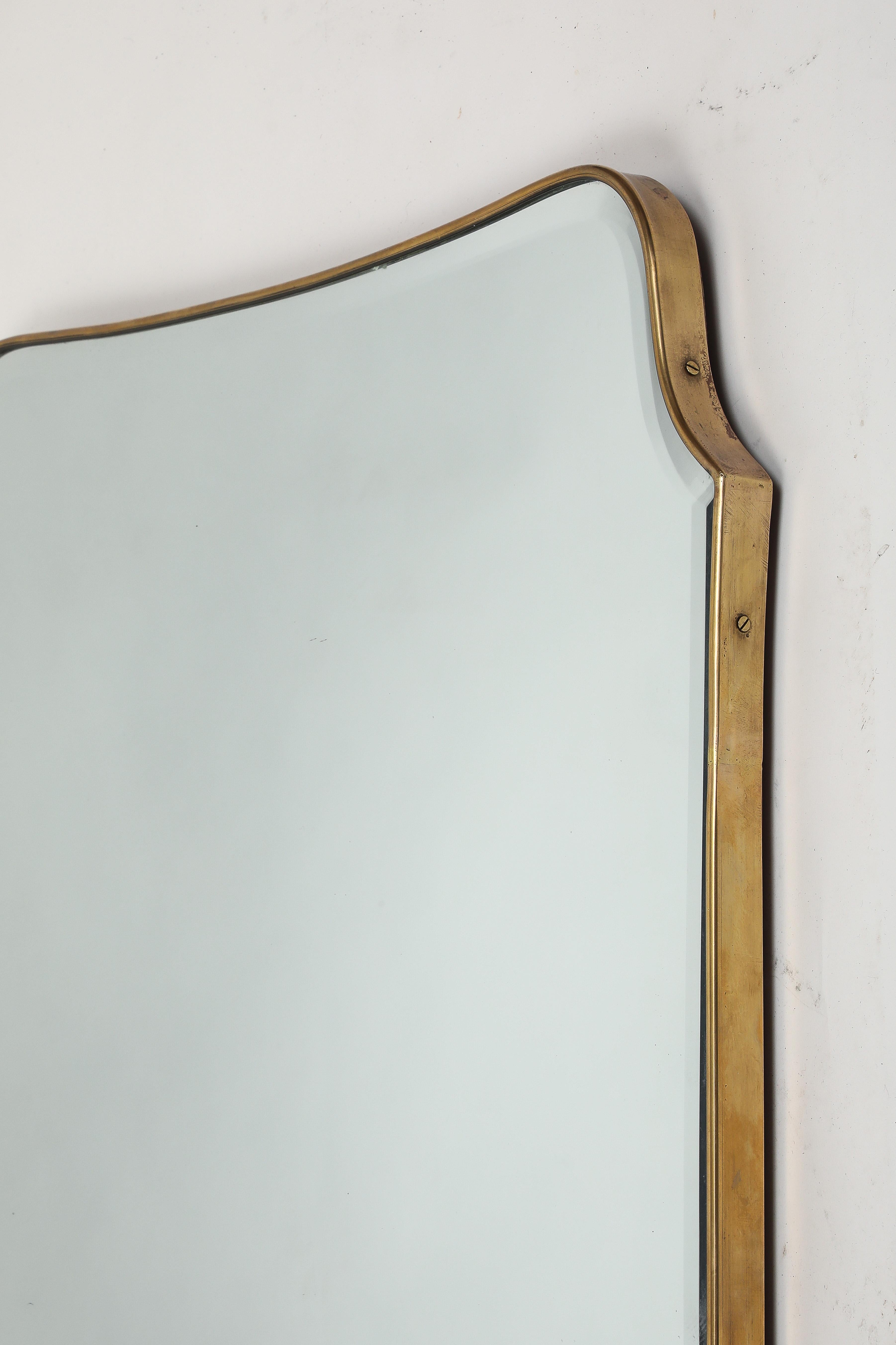 Midcentury Italian Grand Scale Shield Shaped Brass Beveled Mirror 1950s For Sale 3
