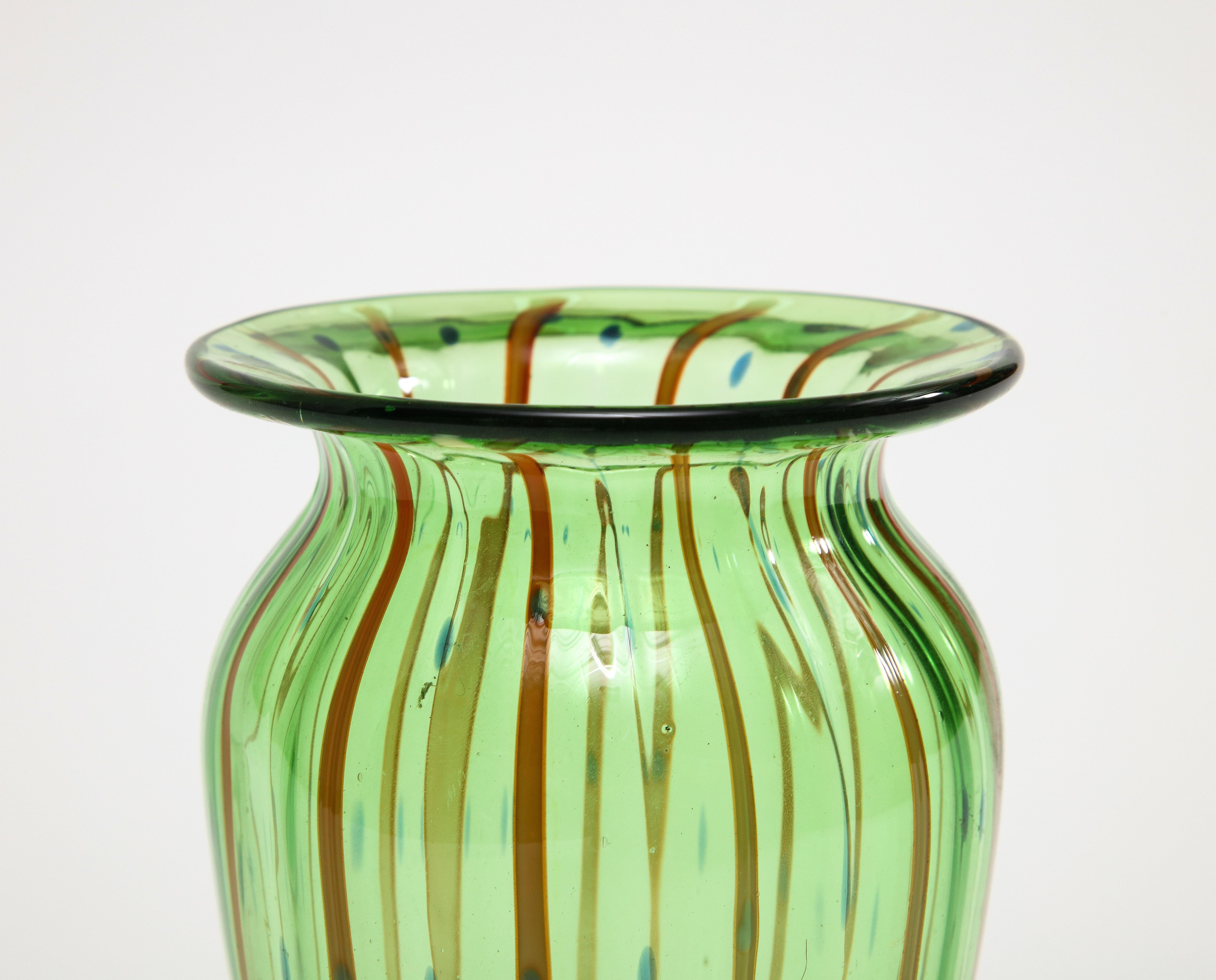 Midcentury Italian Green Murano Blown Glass Vase For Sale 5