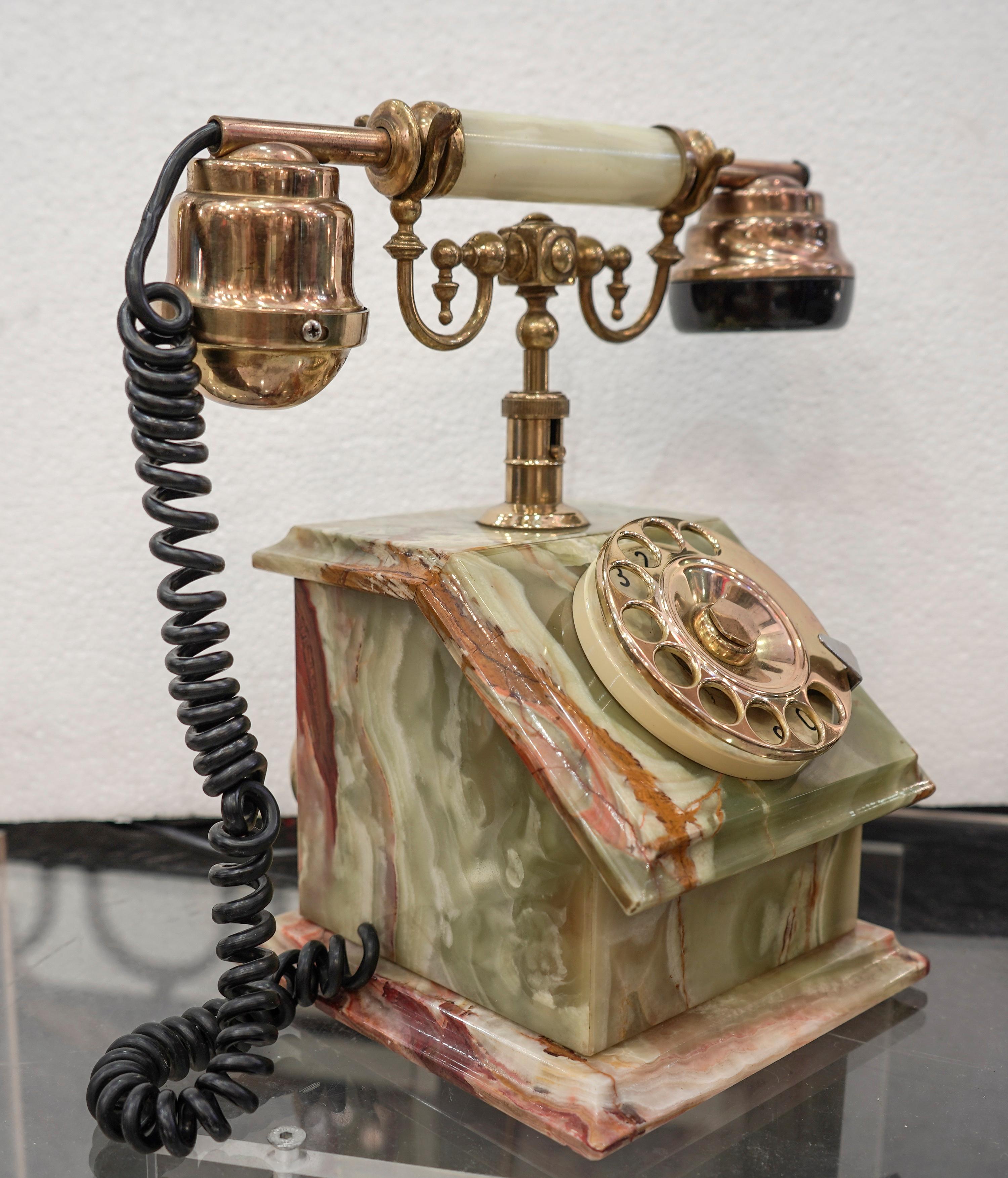 Midcentury Italian Green Onix and Gilded Bronze Phone In Good Condition In Valladolid, ES