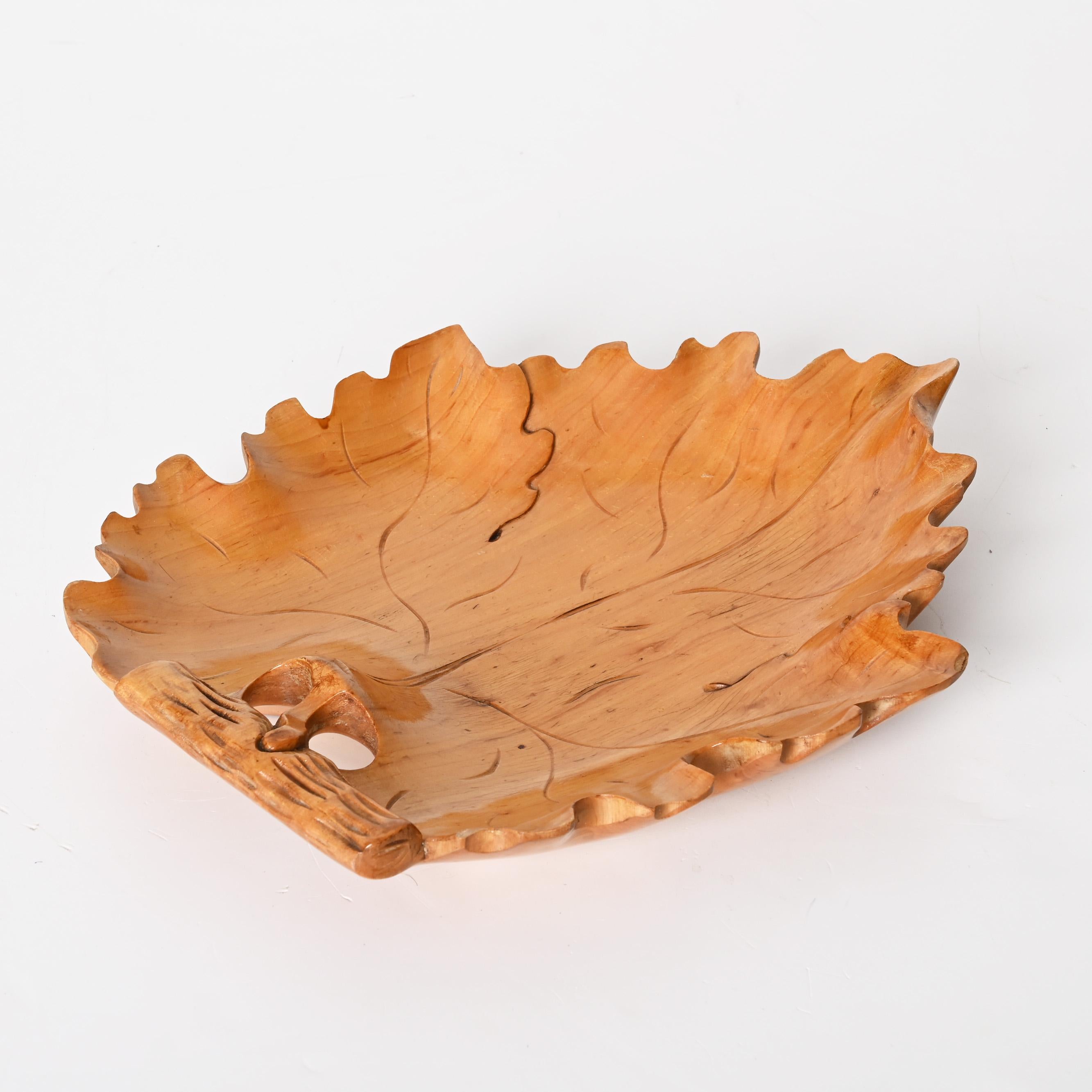 Mid-Century Modern Midcentury Italian Handmade Birch Wood Maple Leaf Shaped Centerpiece, 1950s For Sale