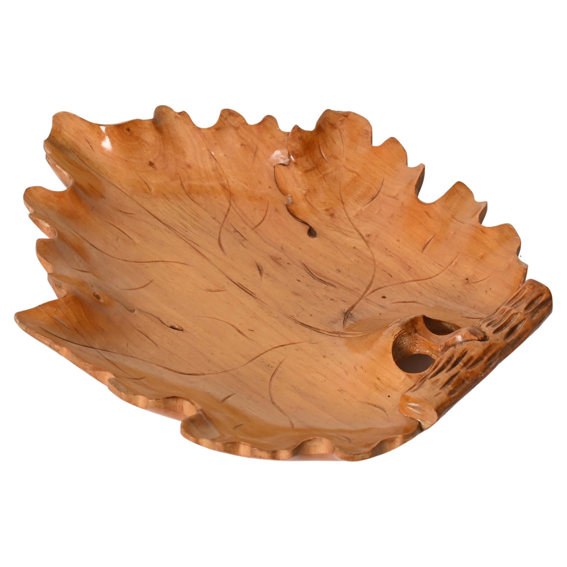 Midcentury Italian Handmade Birch Wood Maple Leaf Shaped Centerpiece, 1950s For Sale