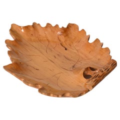 Midcentury Italian Handmade Birch Wood Maple Leaf Shaped Centerpiece, 1950s
