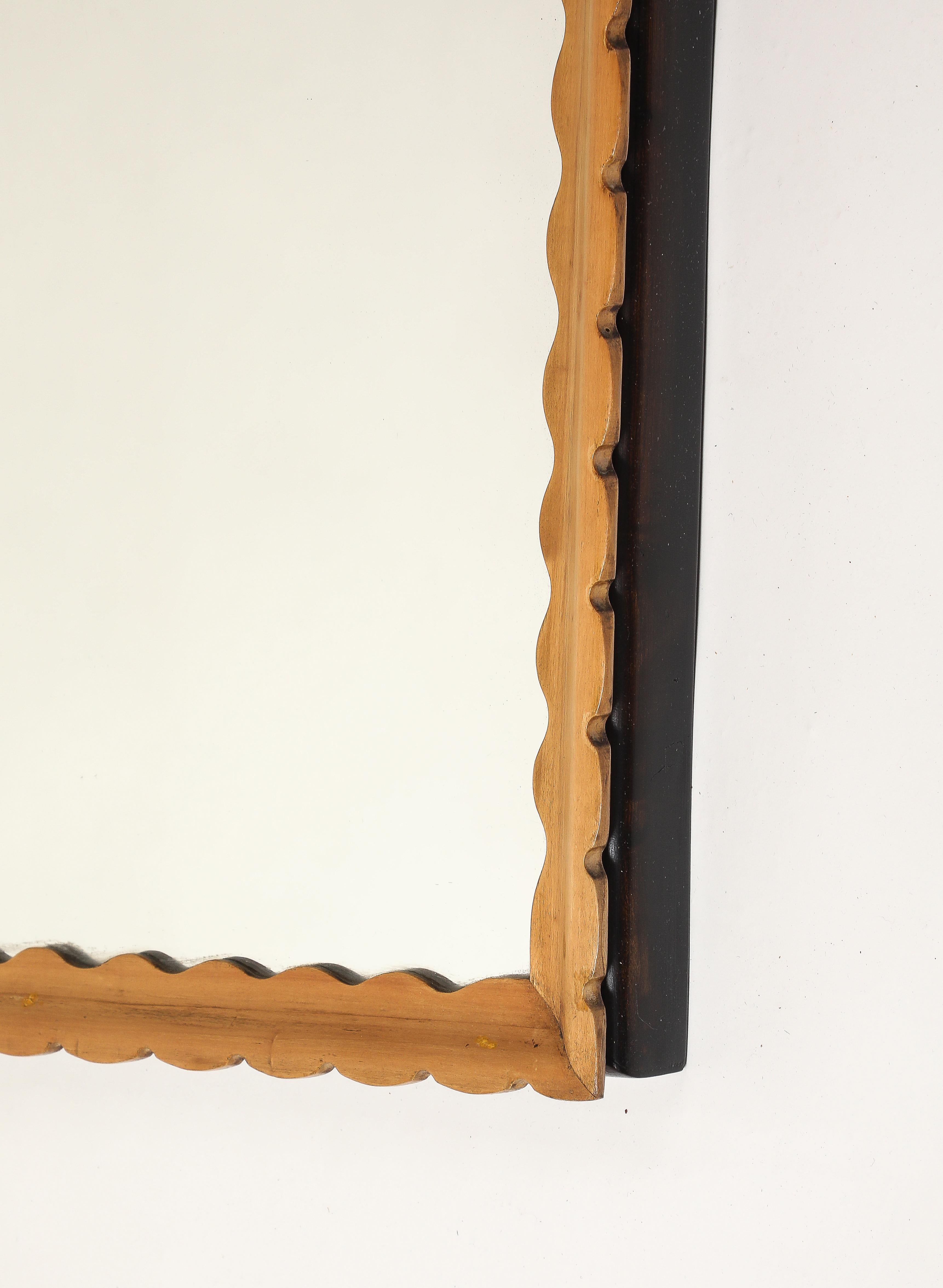 Specchio orizzontale di grandi dimensioni con cornice in Wood Wood smerlato 1950s in vendita 3