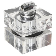 Midcentury Italian Large Cubic Table Lighter in Lucite, Italy 1970s