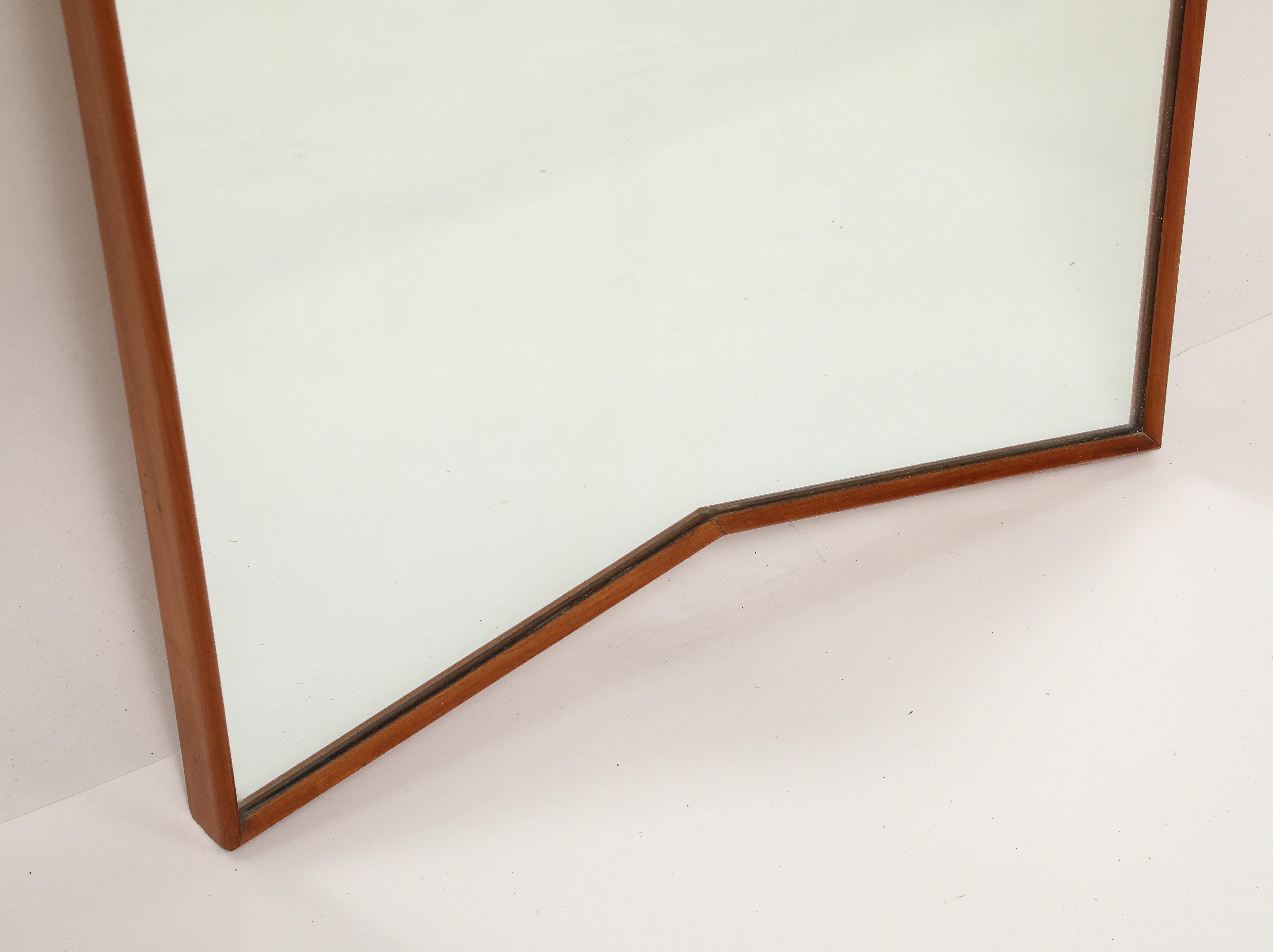 Italienischer großer asymmetrischer modernistischer Wandspiegel aus Wood Wood aus der Mitte des Jahrhunderts, 1950er Jahre im Angebot 3