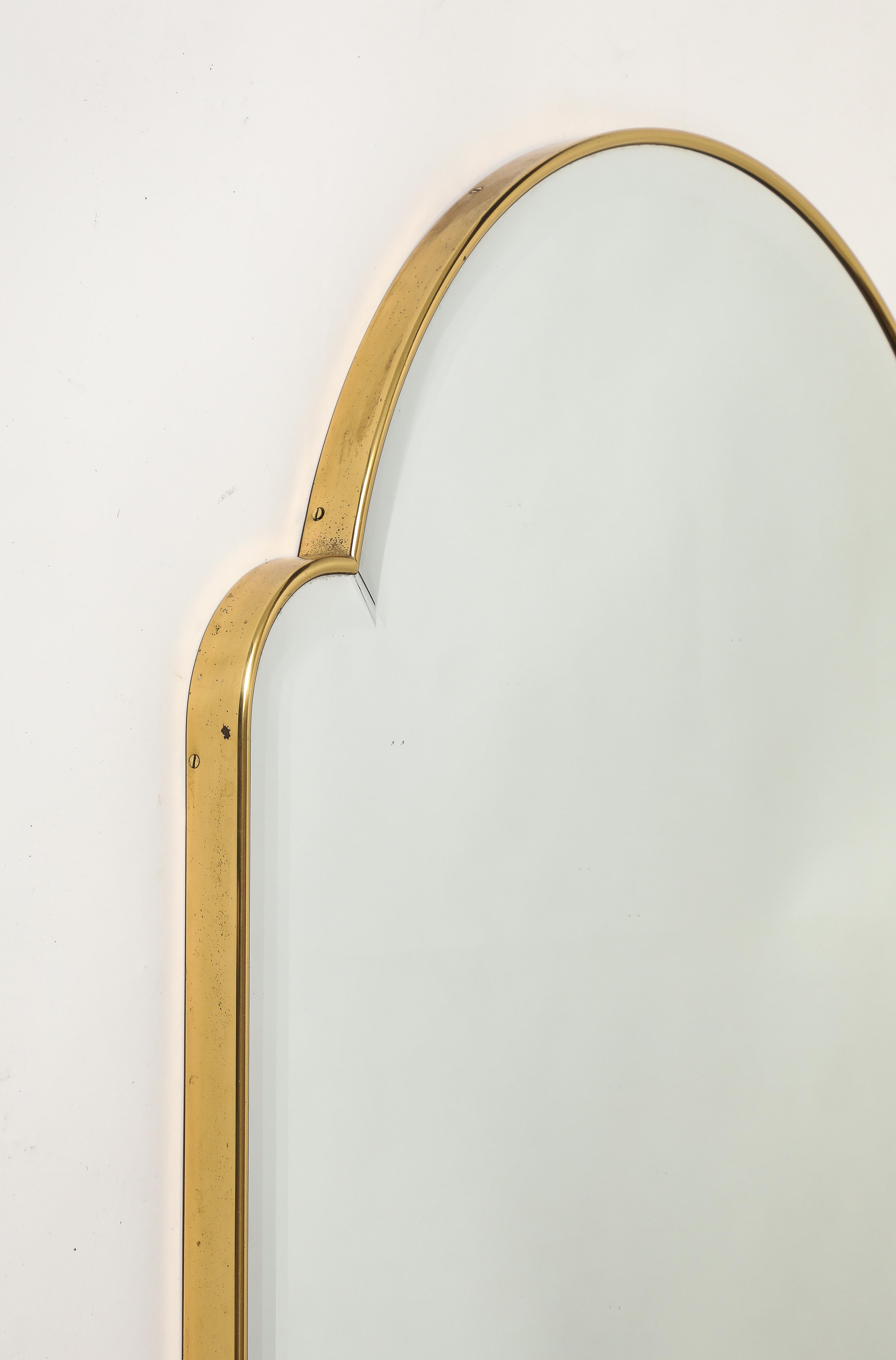 Laiton Miroir biseauté en laiton de style italien du milieu du siècle 1950 en vente