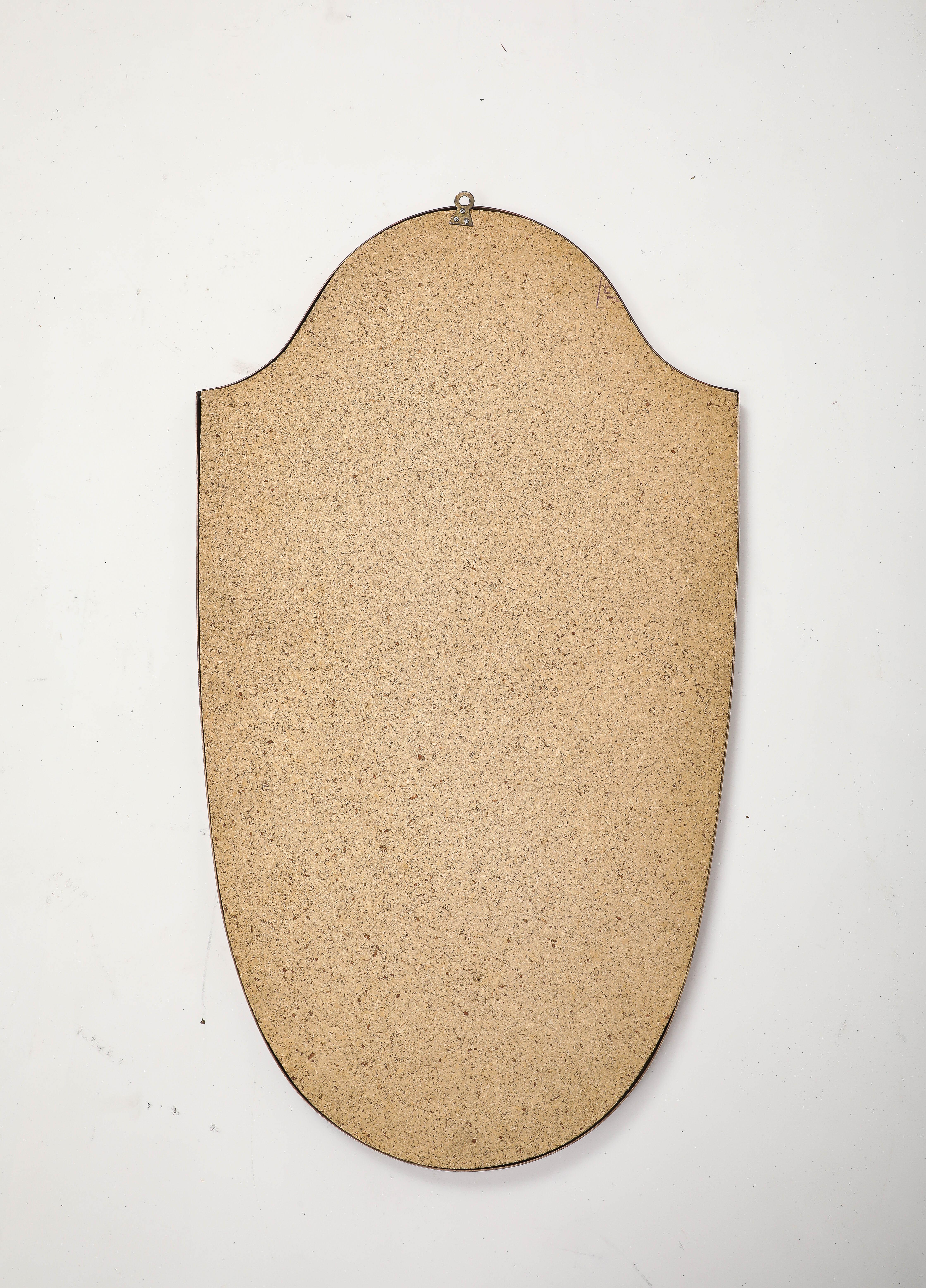 Italienischer großer schildförmiger Perlenspiegel aus Messing, 1950er Jahre im Angebot 5