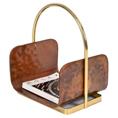 Midcentury Italian Magazine Rack in Hammered Copper and Brass, Italy 1970s