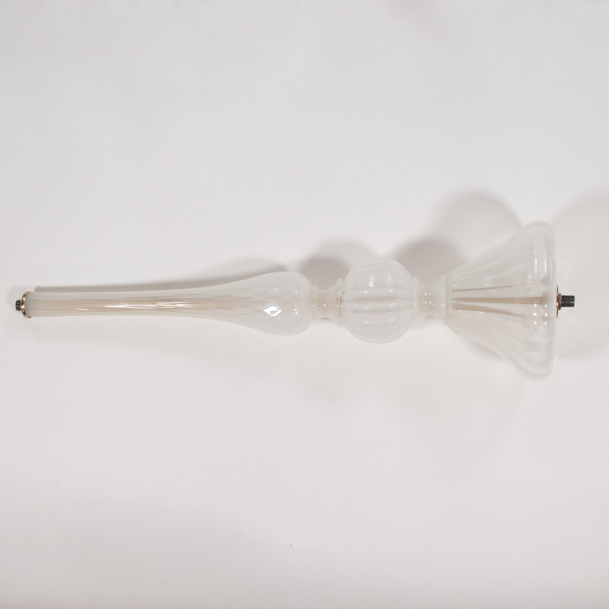 Lampadario di Murano della metà del secolo, di ispirazione Martinuzzi, Pulegoso e Lattimo in vendita 7