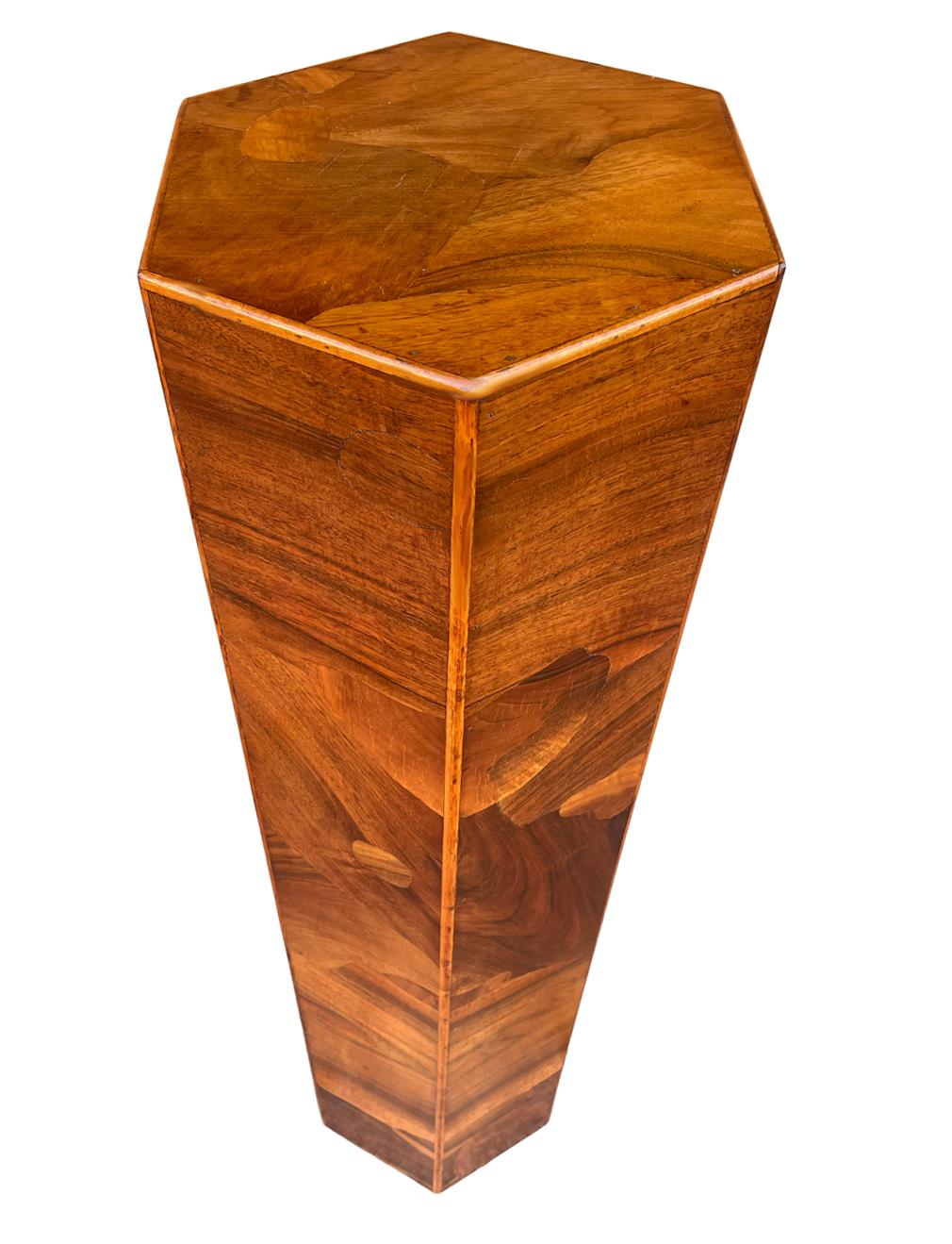 Midcentury Italian Modern Hexagonal Walnut Burl Pedestal or Side Table For Sale 2