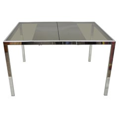 Table de salle à manger italienne mi-siècle moderne à rallonge chromée et verre