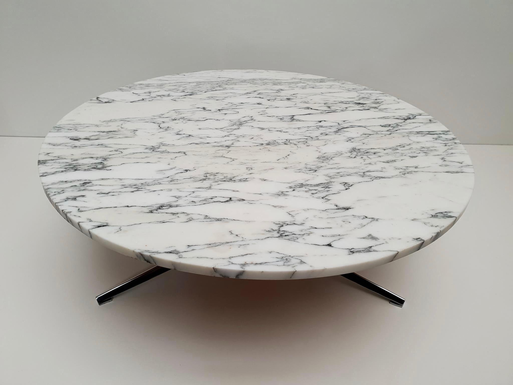 20th Century Midcentury Italian Modern Polished Metal and Marble Round Circular Coffee Table